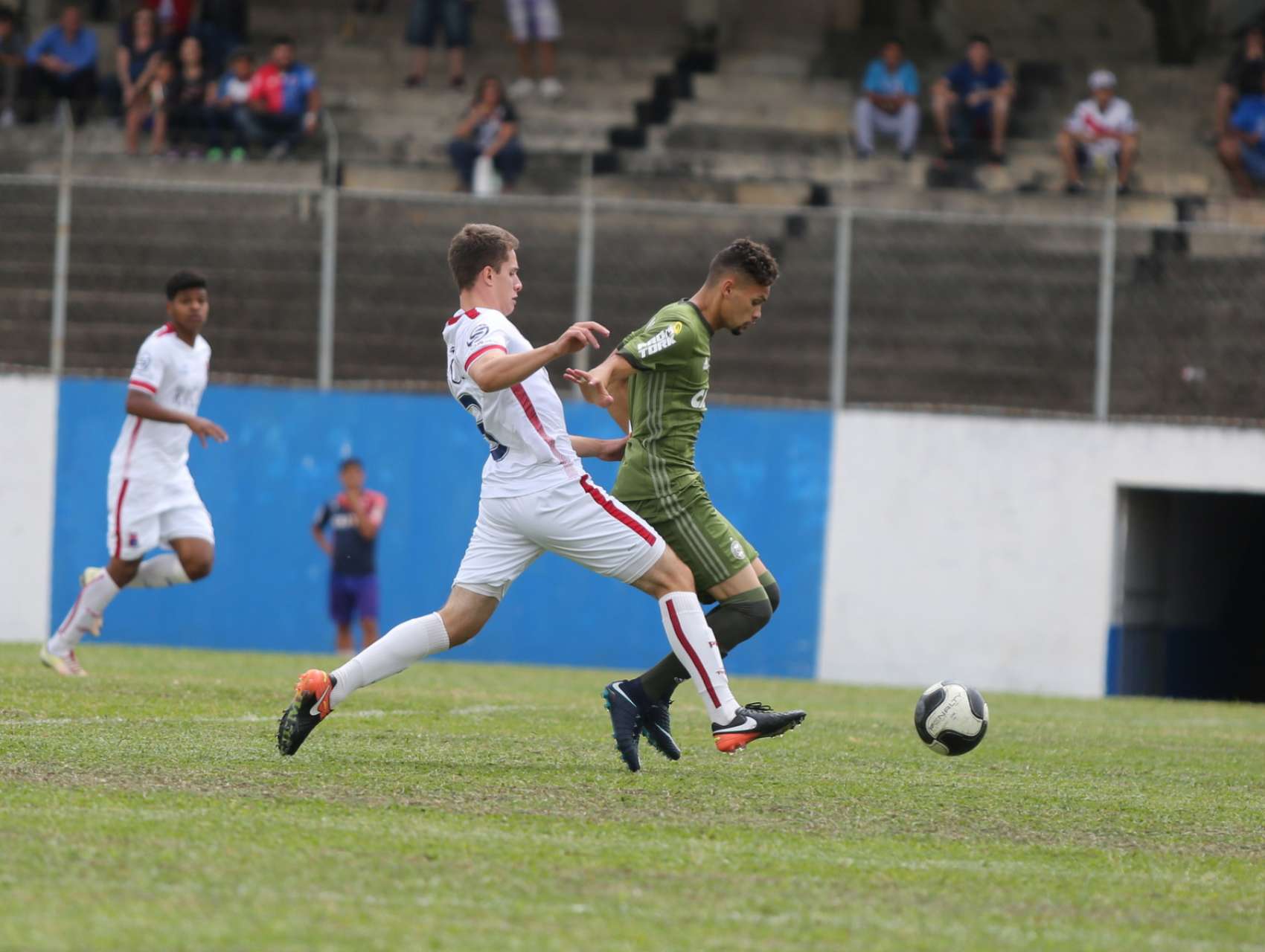 Nos p�naltis, Coxa perde no Paranaense Sub-19