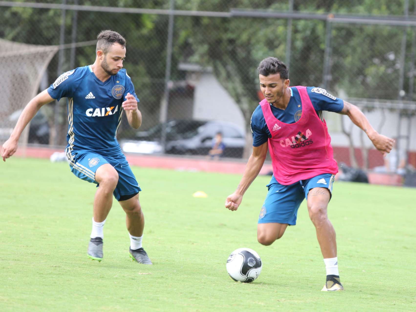 Coxa finaliza trabalhos em Foz do Igua�u