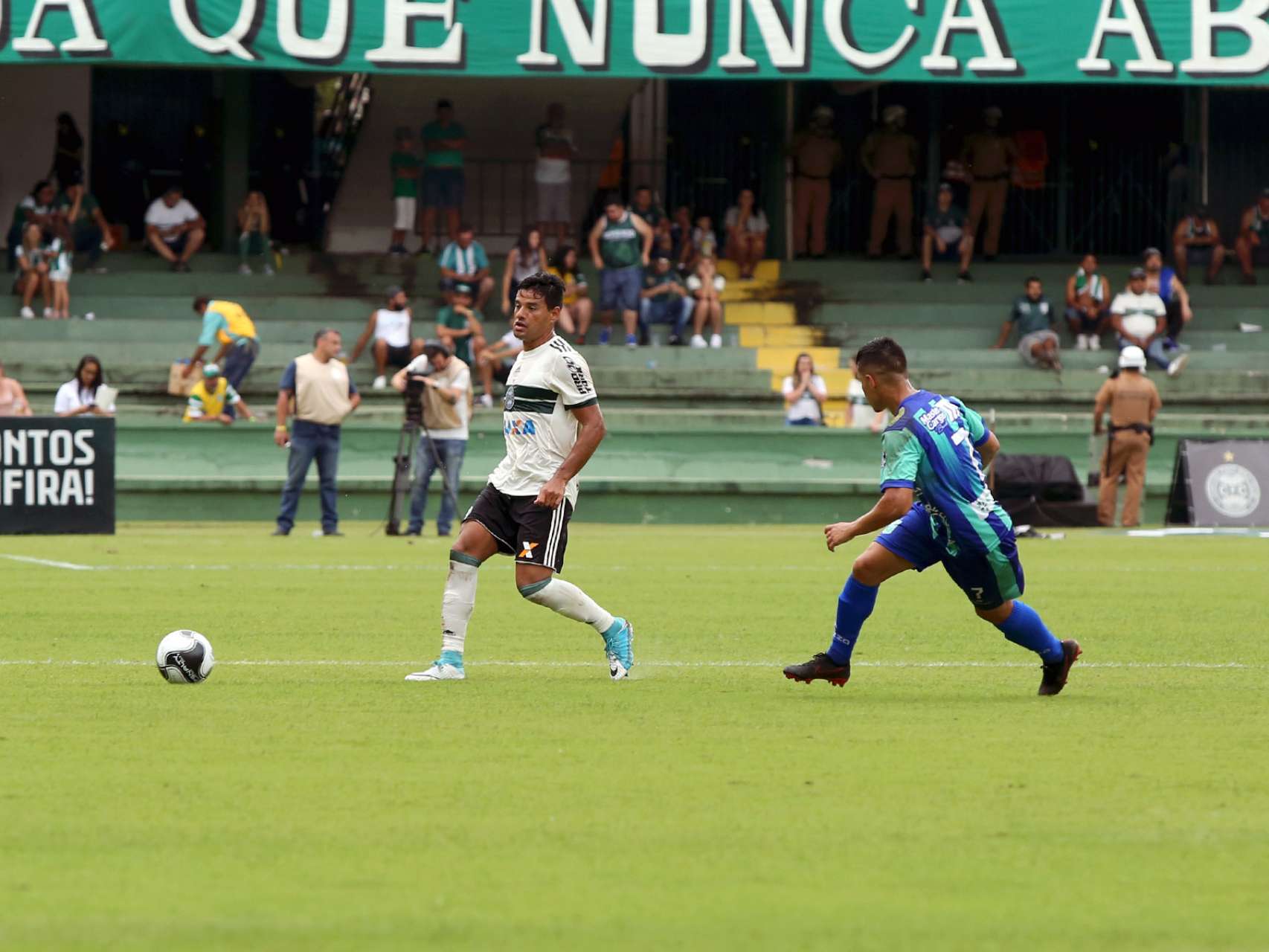 C�sar Ben�tez deixa o Coritiba