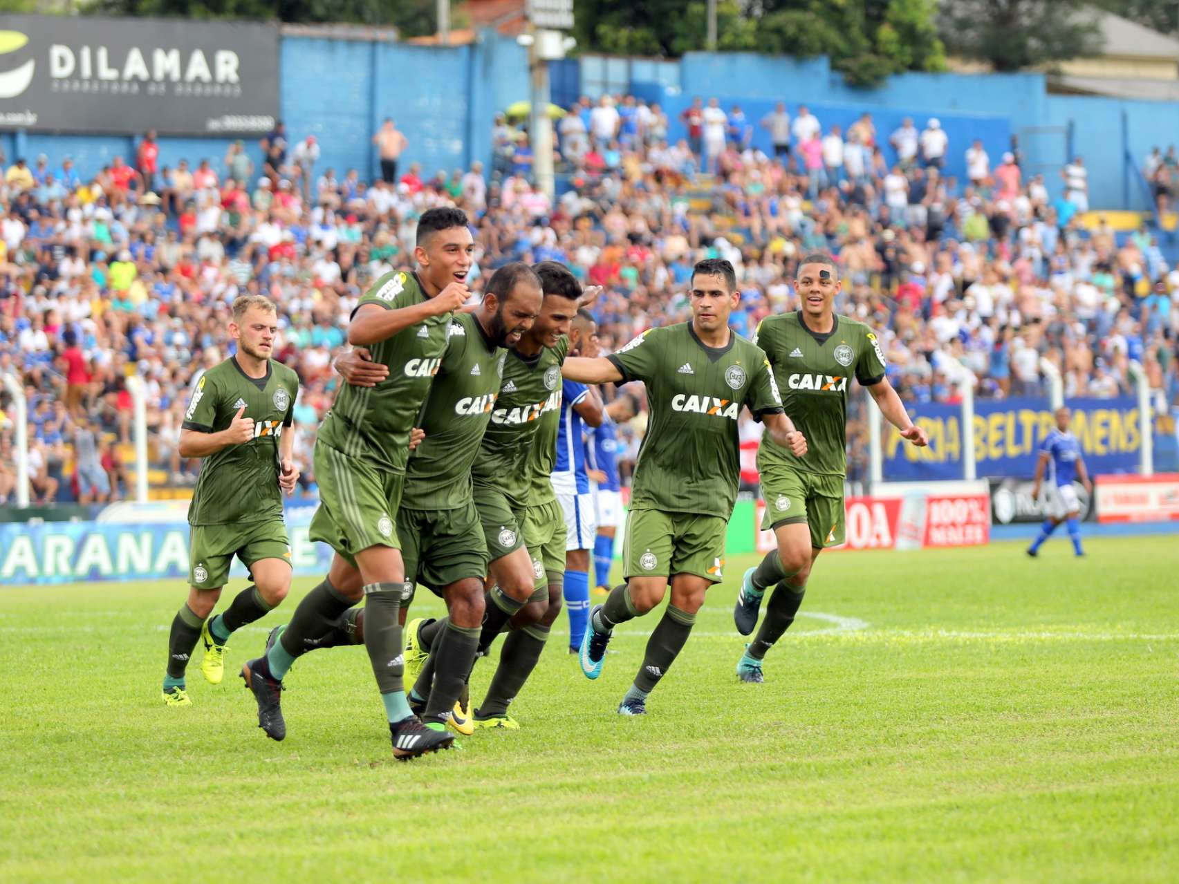 Escolha o gol mais bonito de janeiro