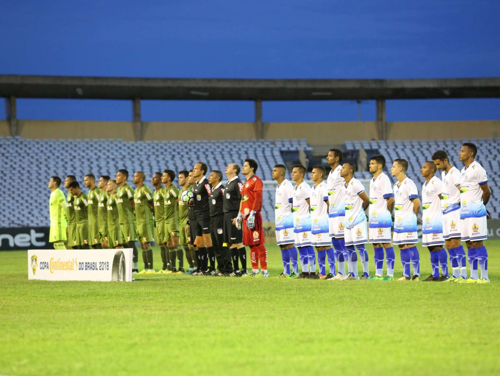 Coritiba segue para Londrina 