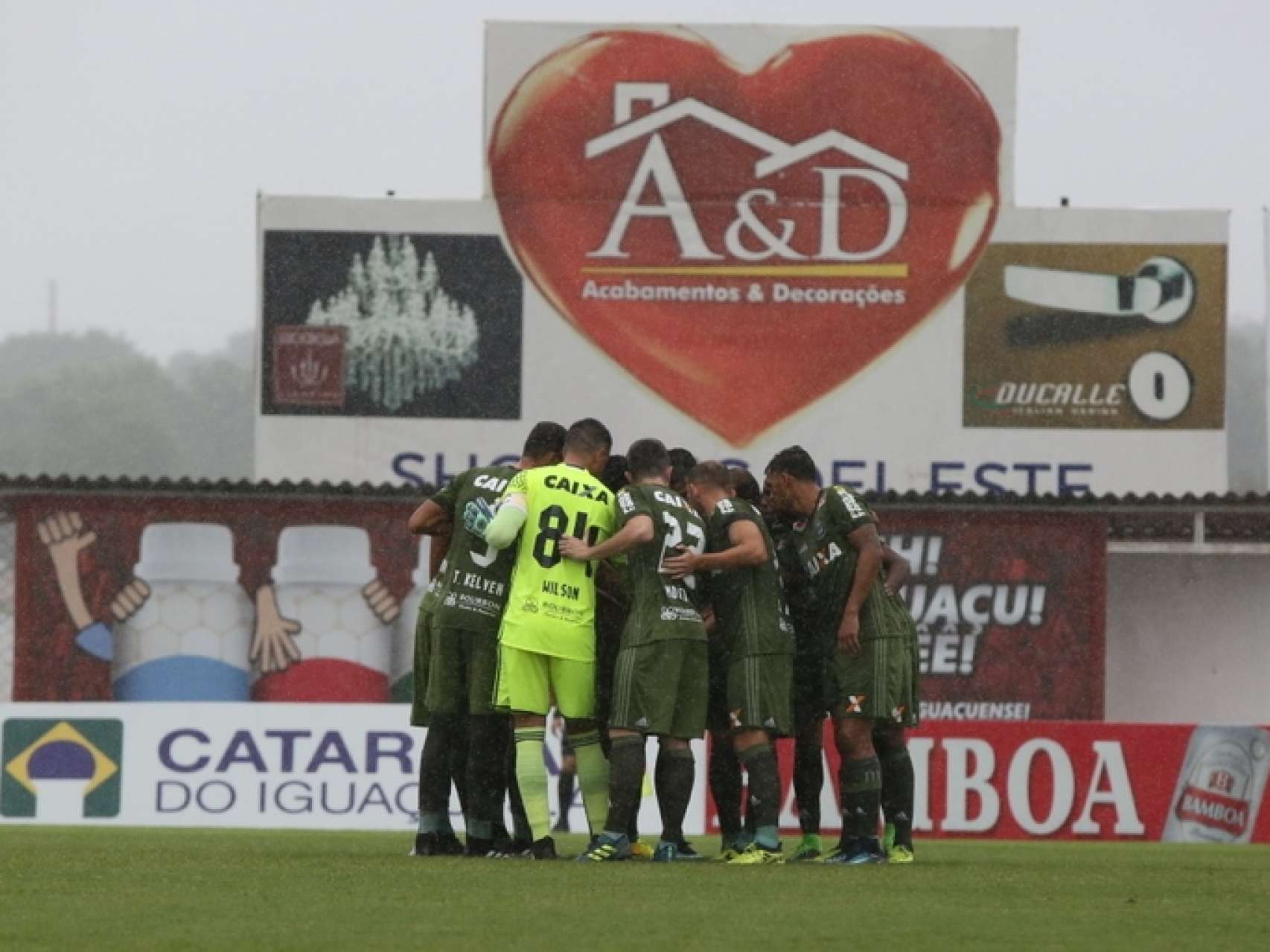 D� notas aos atletas