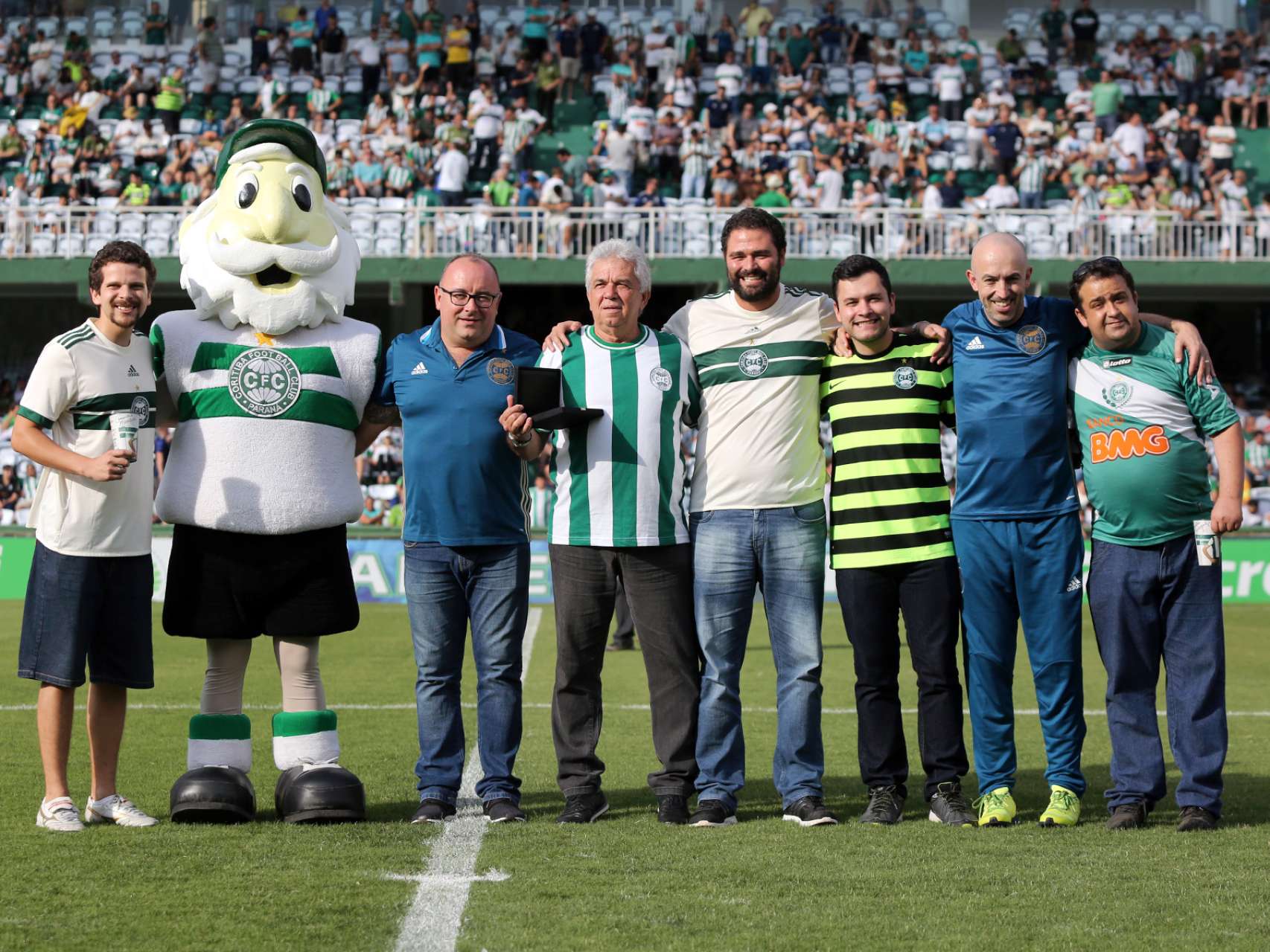 Homenagem ao Cl�udio Marques
