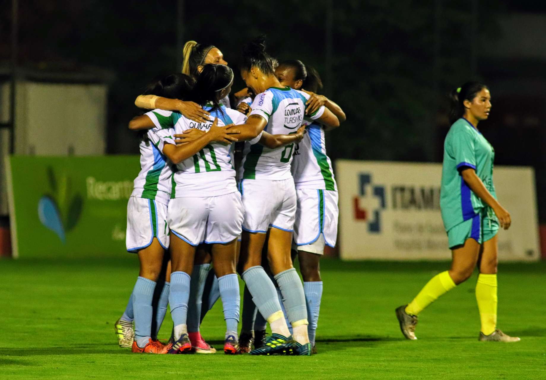 Foz Cataratas/Coritiba vence amistoso