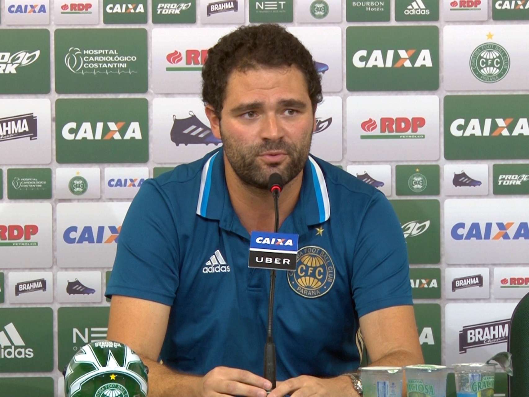 Coletiva do presidente Samir Namur