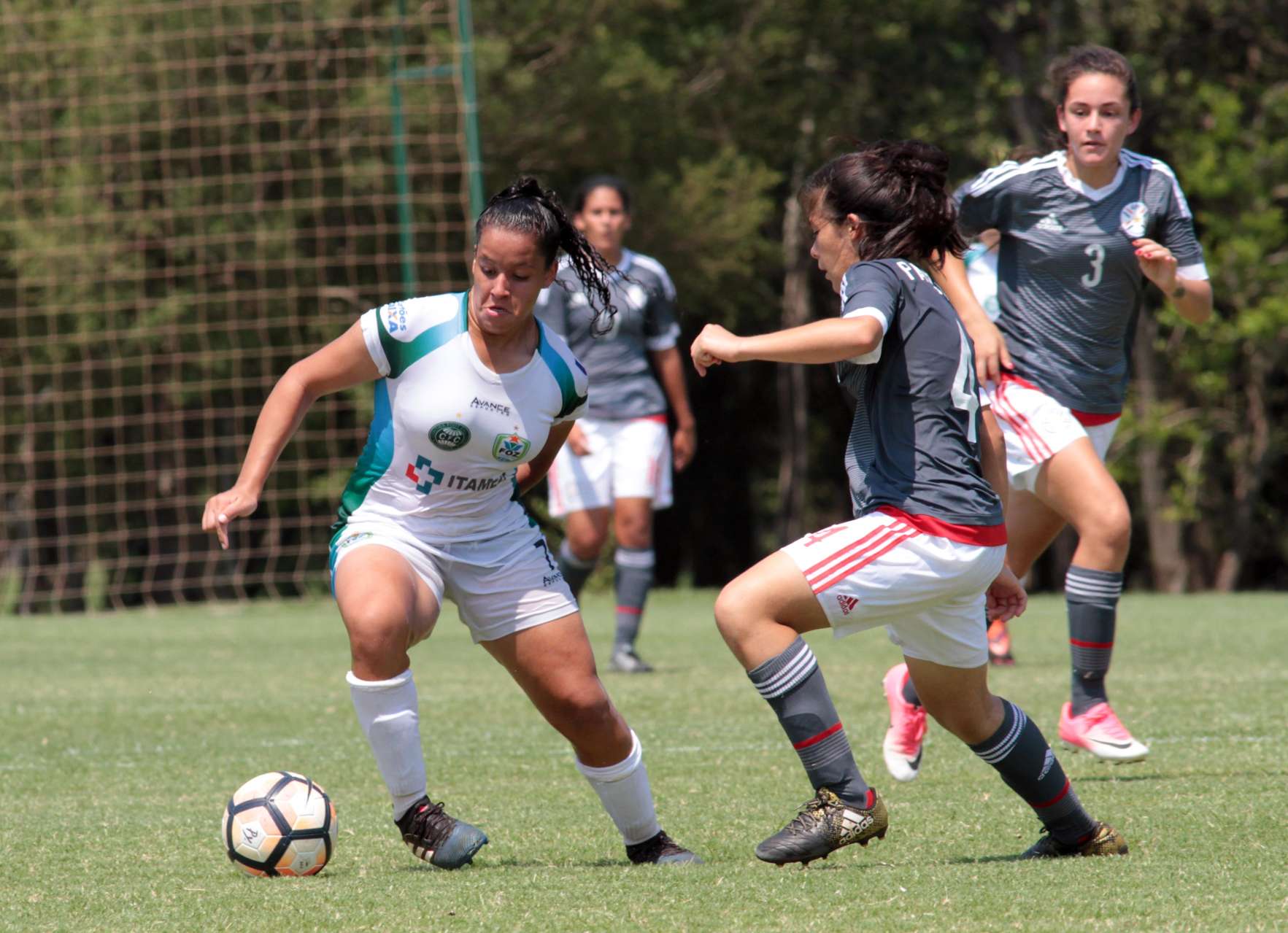 Foz Cataratas/Coritiba enfrenta a sele��o paraguaia