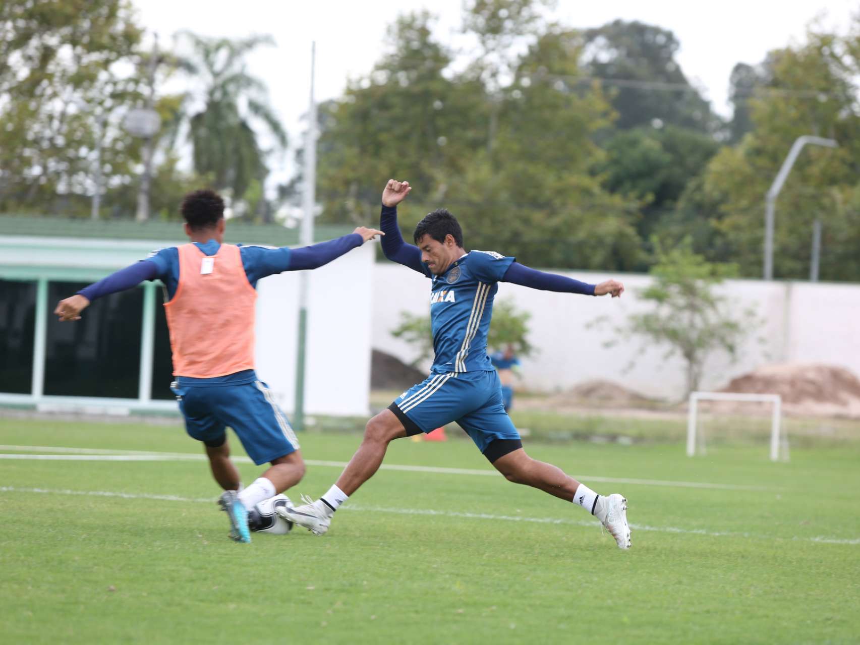 Coxa segue prepara��o