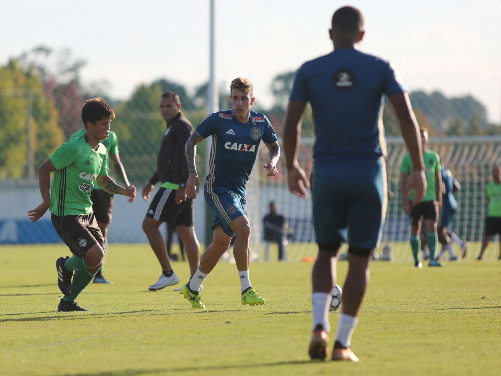 Coxa inicia prepara��o para Brasileiro