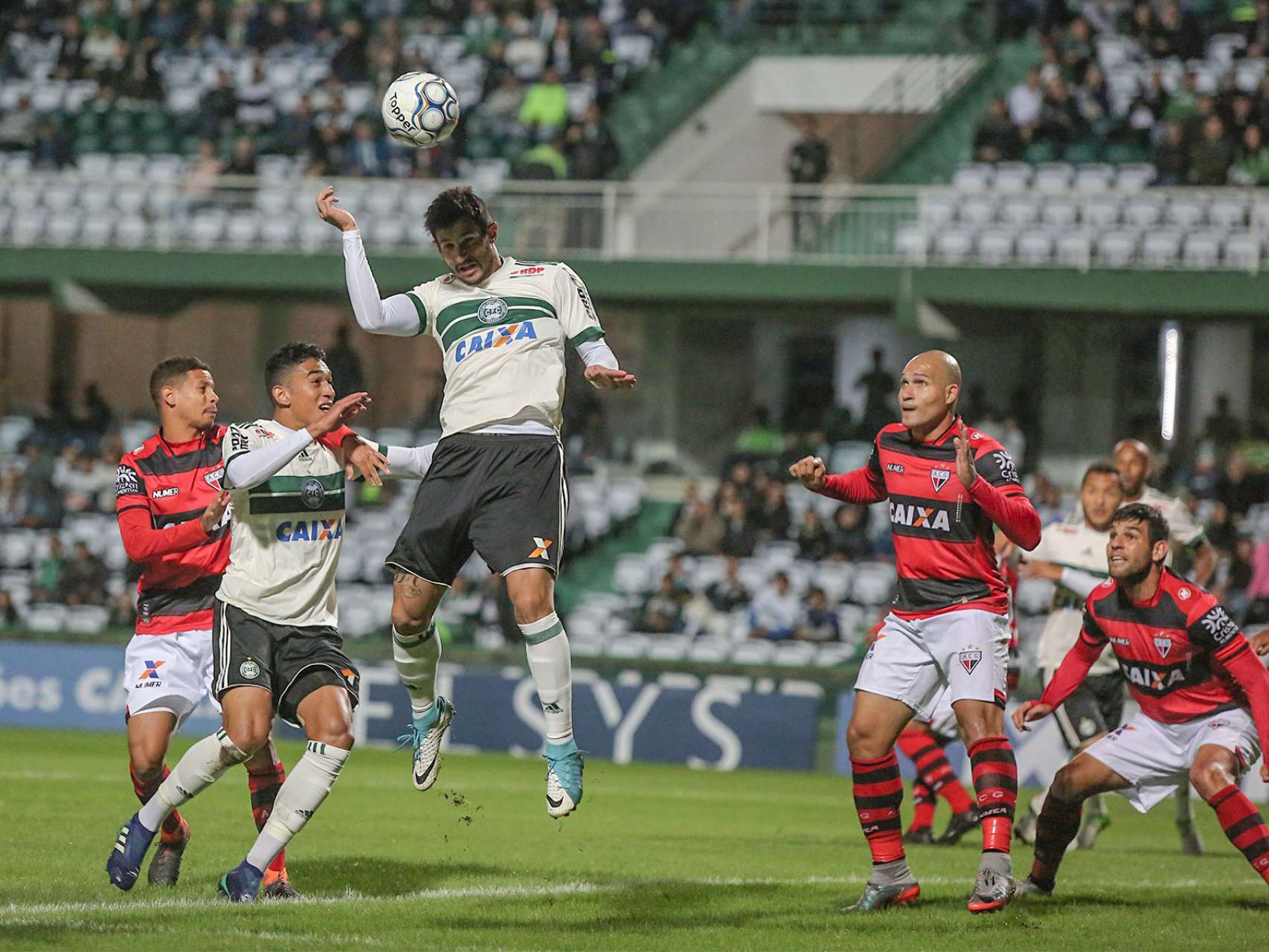 D� notas aos atletas