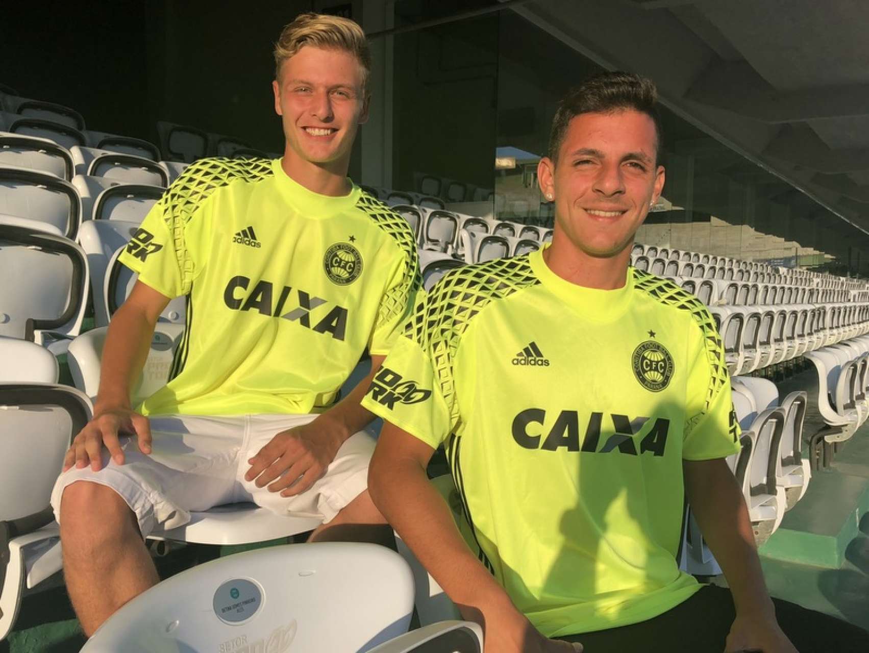 Renova��es na base coxa-branca