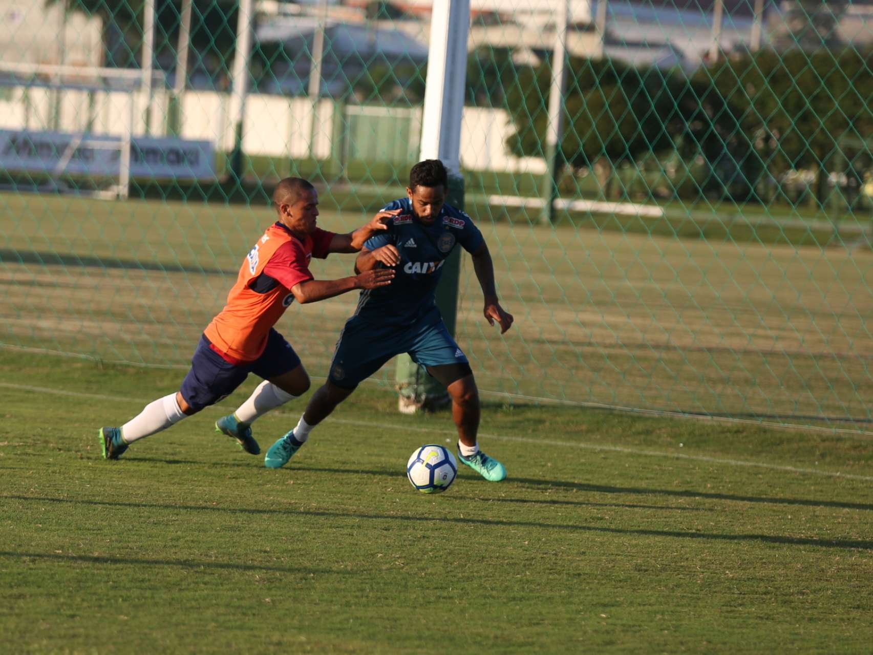 Jogo-treino fecha segunda-feira de trabalho