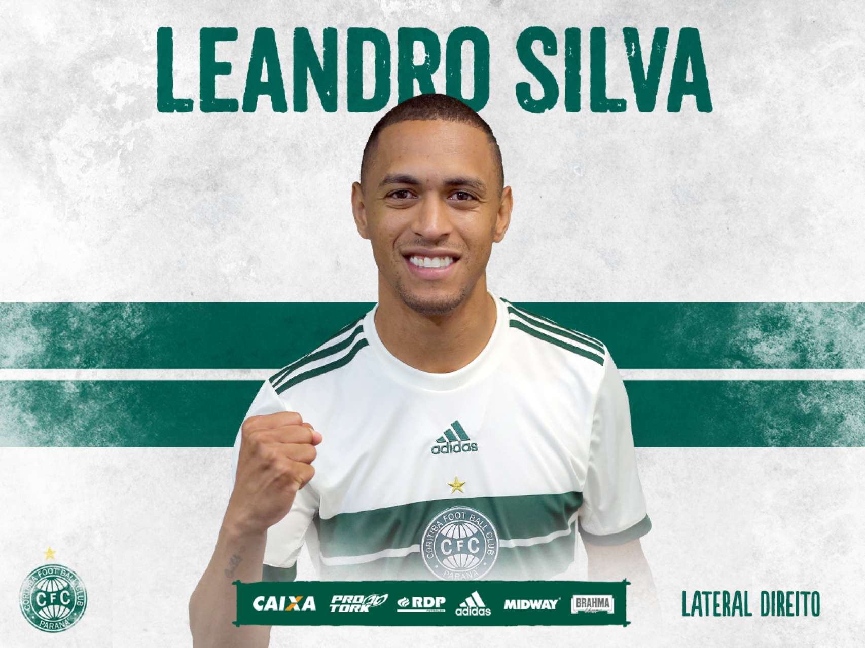 Coritiba apresenta Leandro Silva