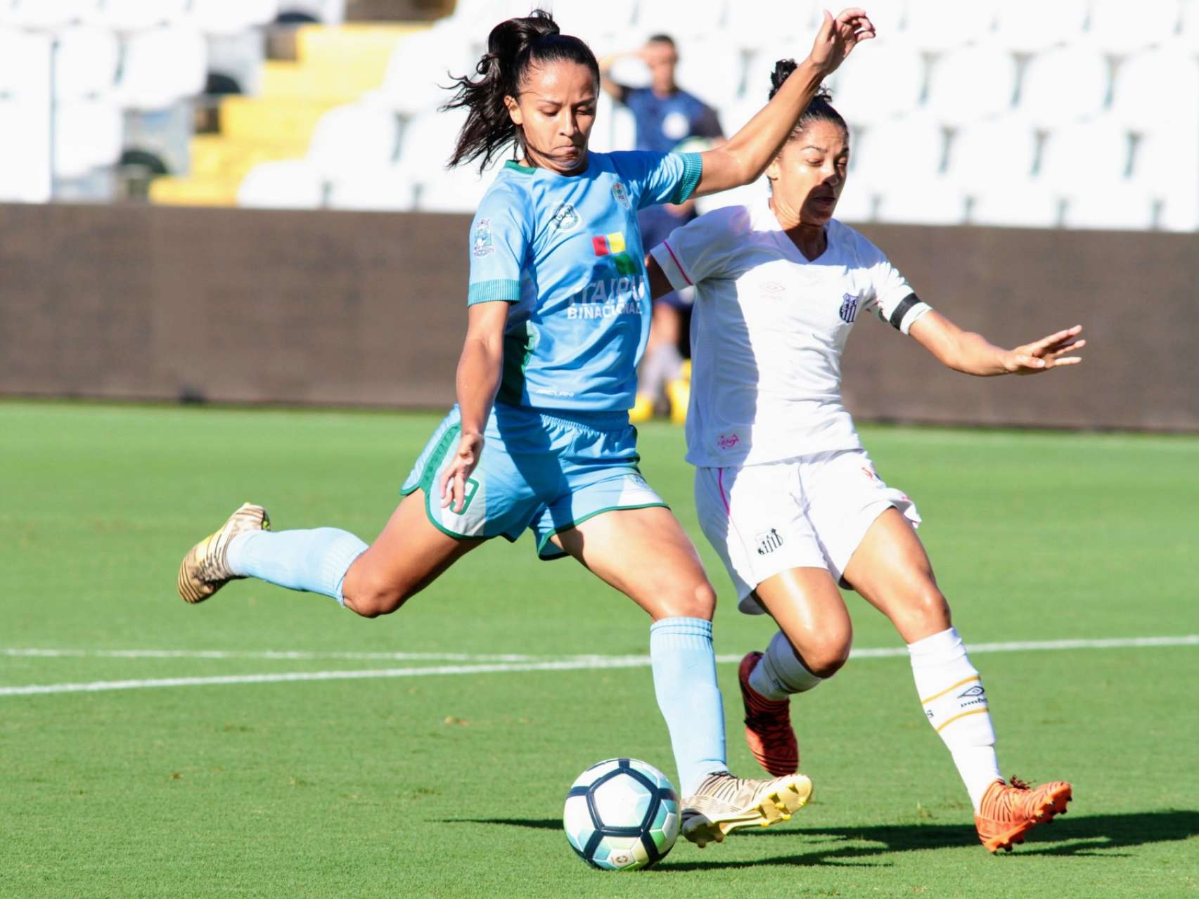 Foz Cataratas/Coritiba sofre rev�s