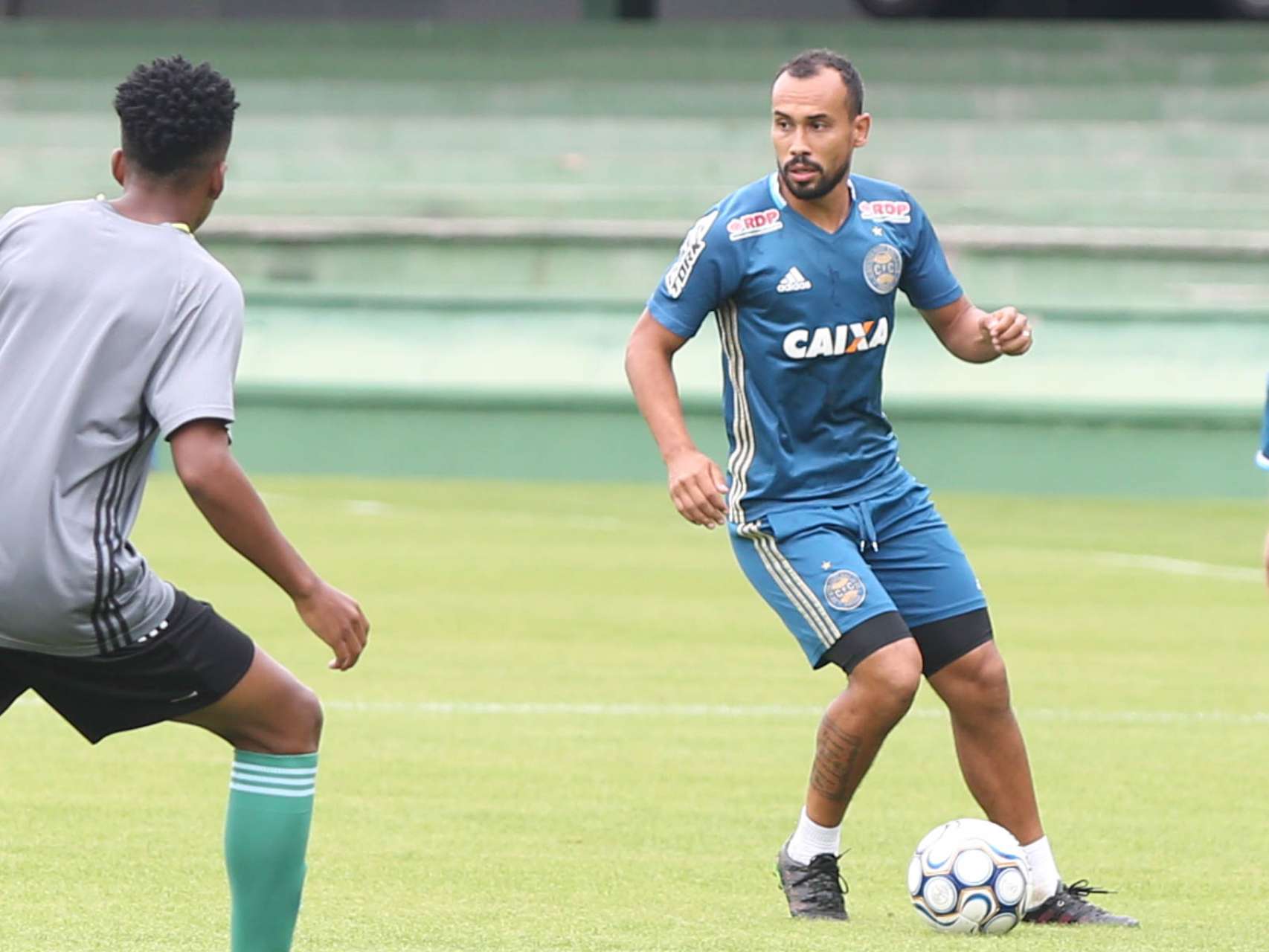 No Couto, Eduardo Baptista define a equipe