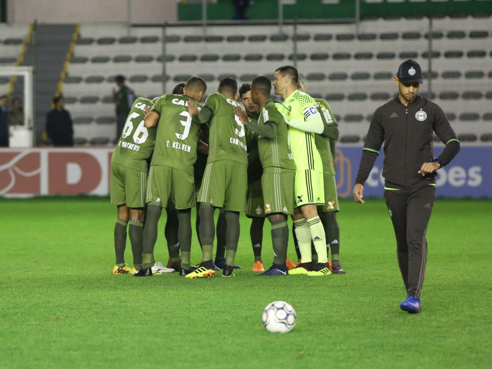 Empate fora de casa 