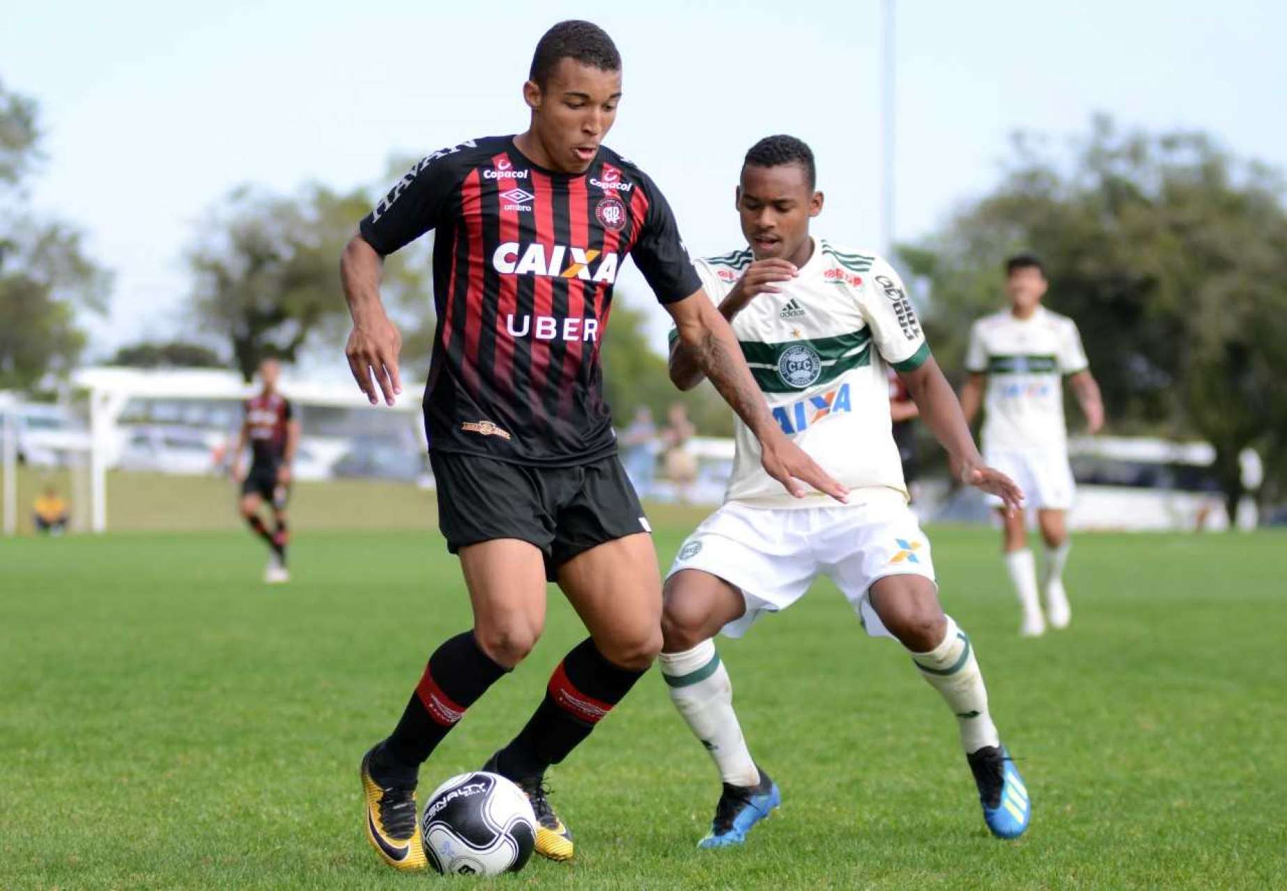 Rev�s no Paranaense Sub-19