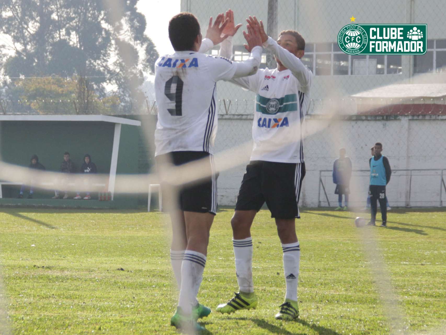 Rev�s no Paranaense Sub-15