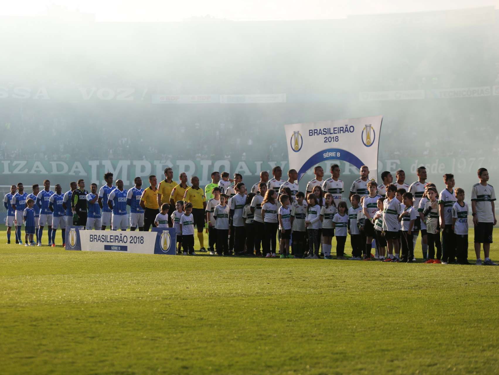 D� notas aos atletas