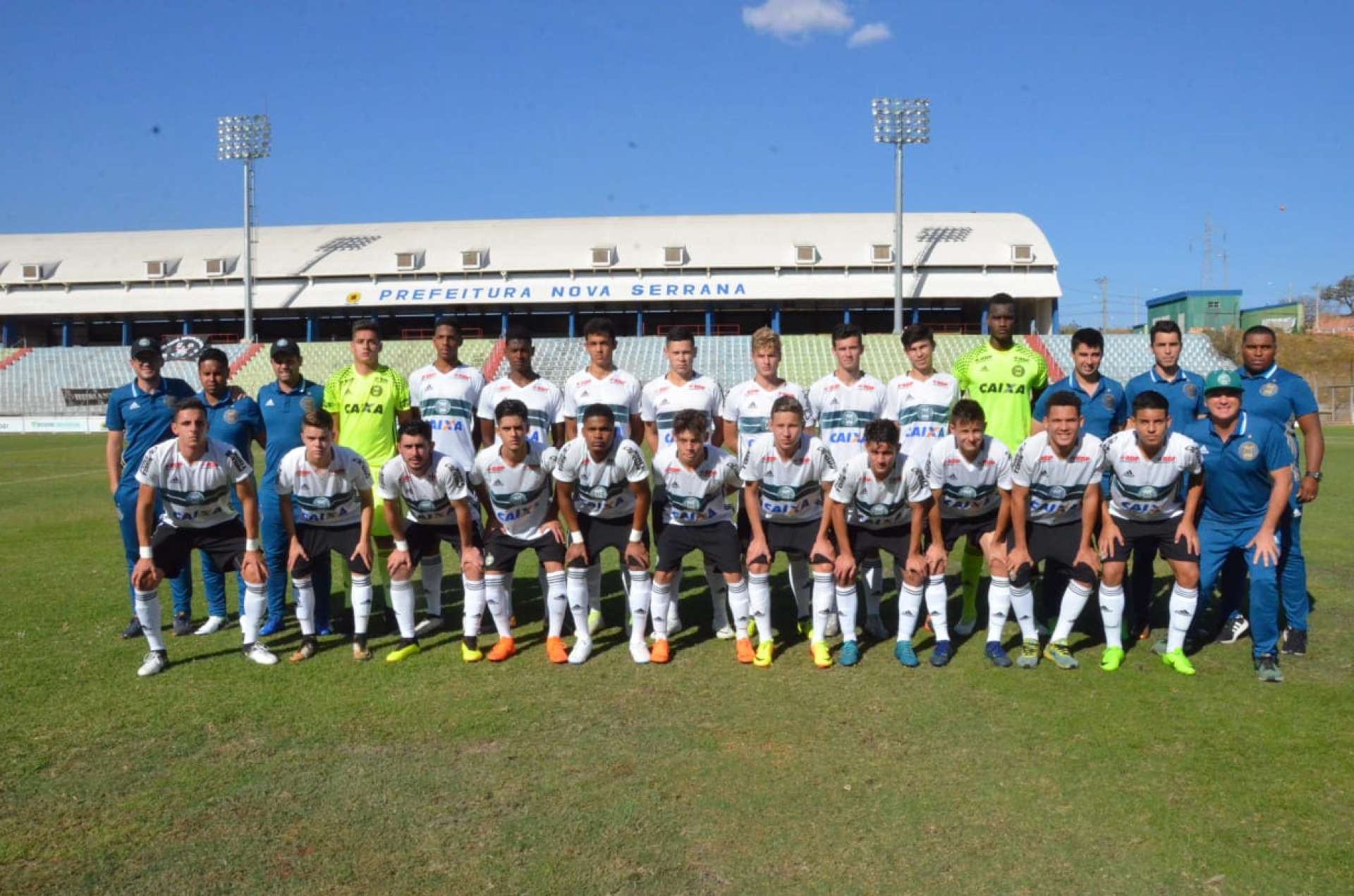 Coxa Sub-17 deixa Ta�a BH