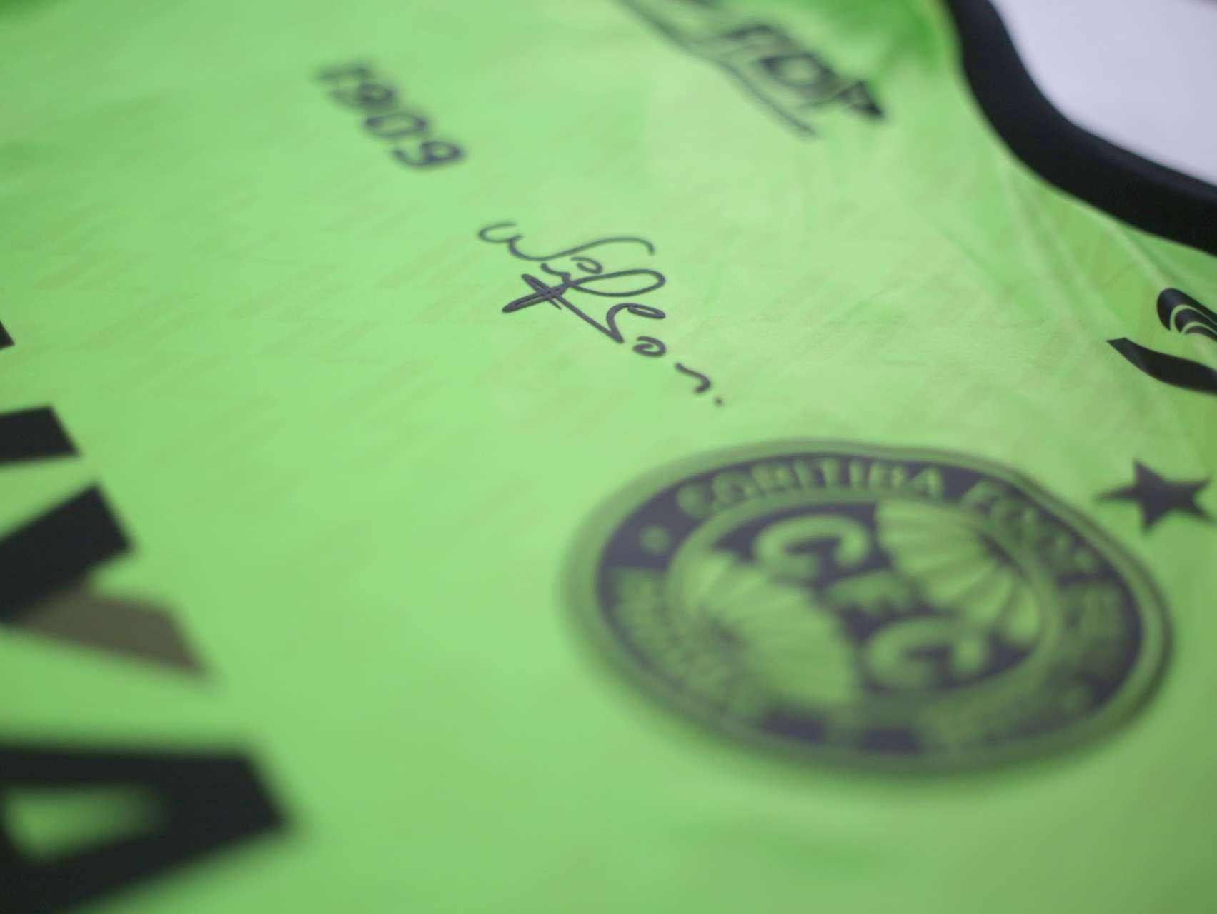 Camisas em detalhes