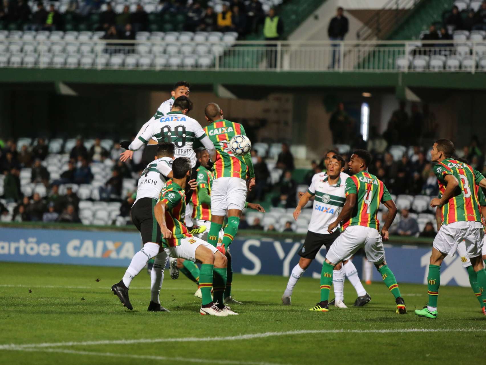 Empate sem gols no Couto