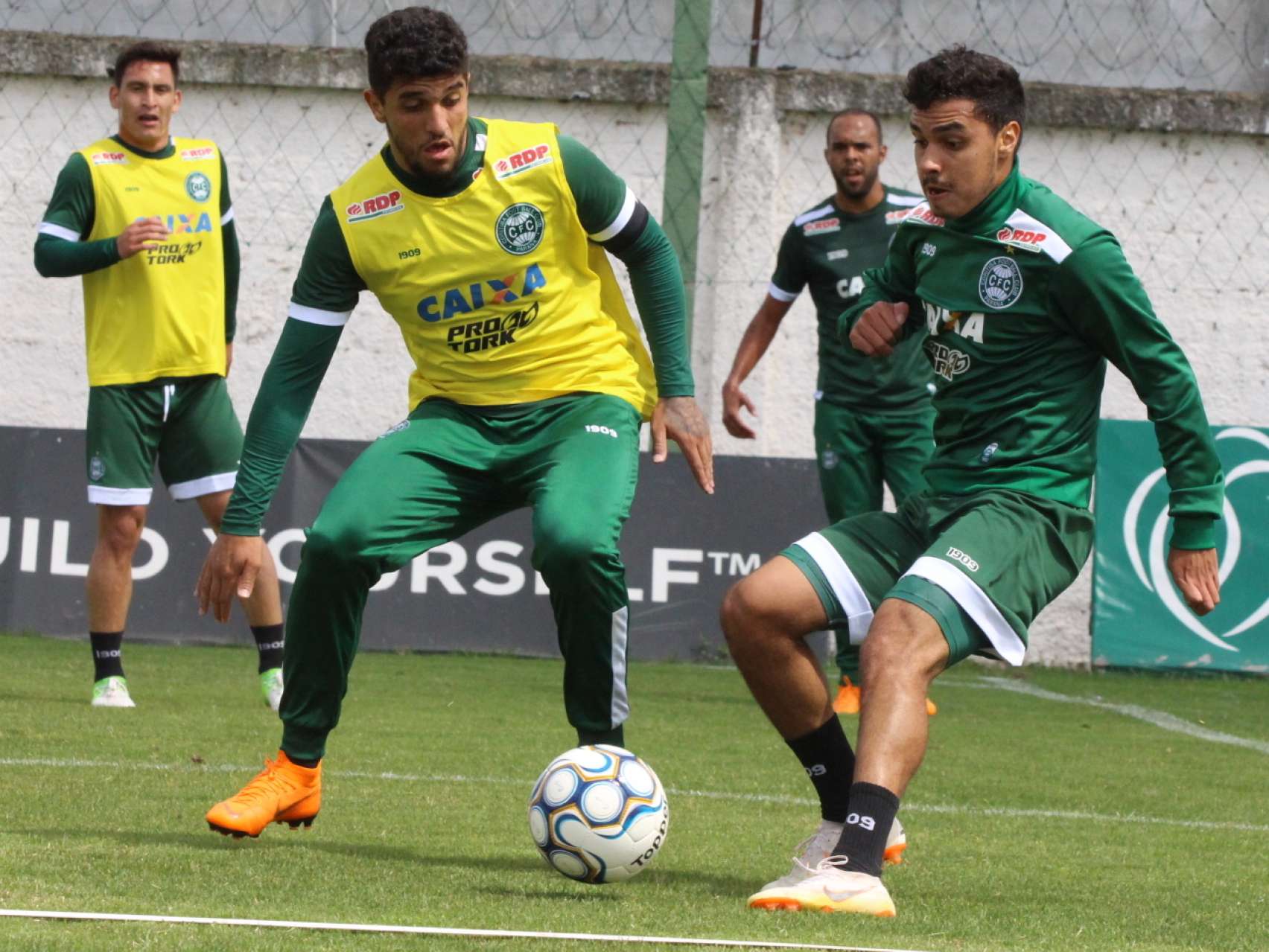 Coxa treina no CT