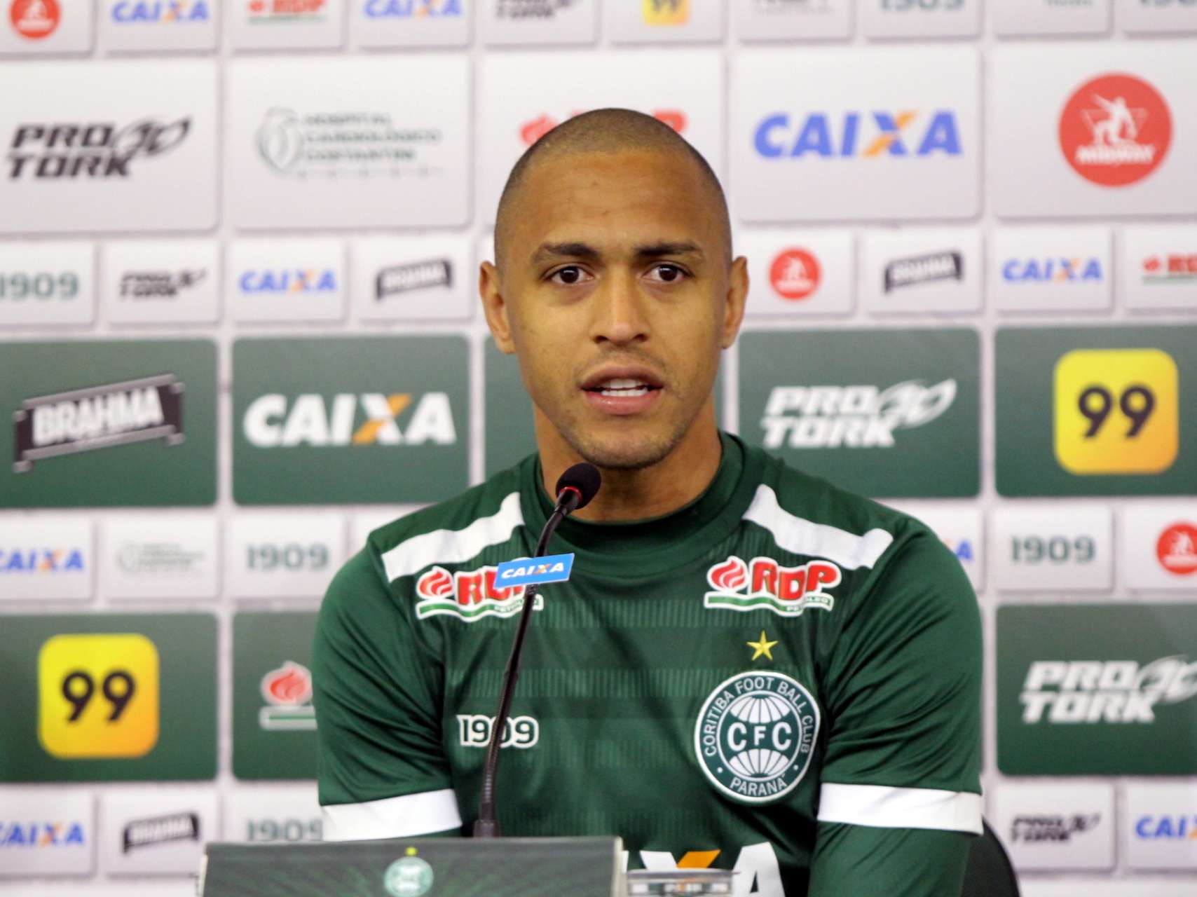 Leandro Silva est� de volta