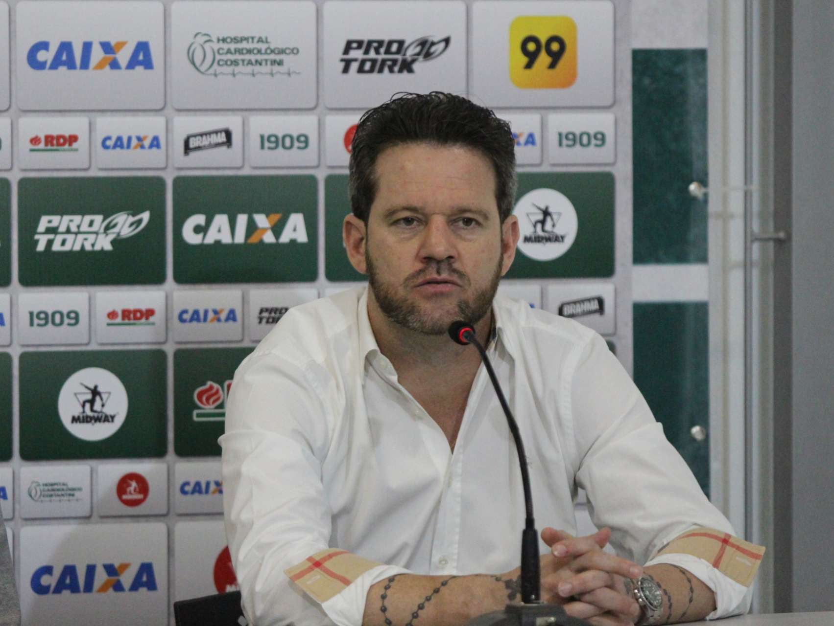 Argel Fucks � apresentado