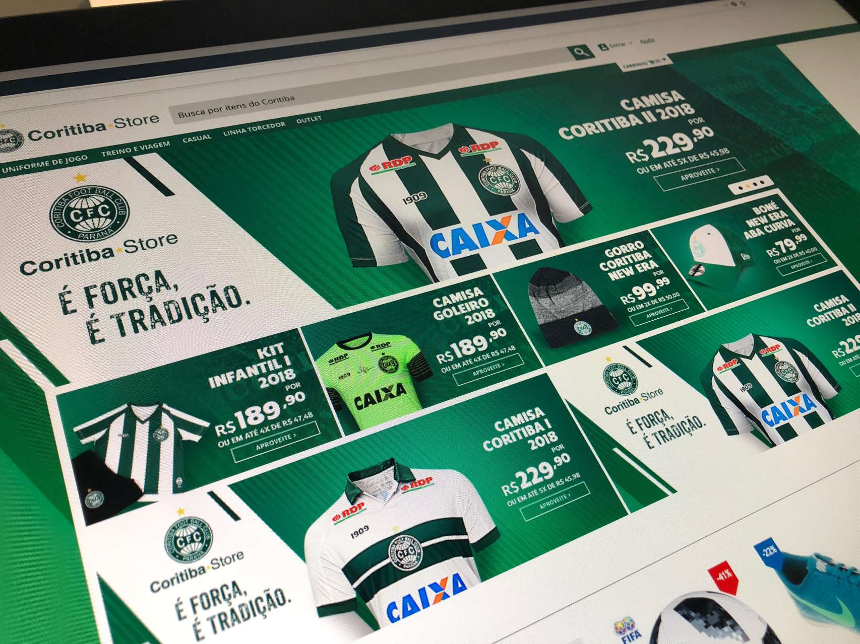 Em parceria com Netshoes, Coxa lan�a sua loja on-line