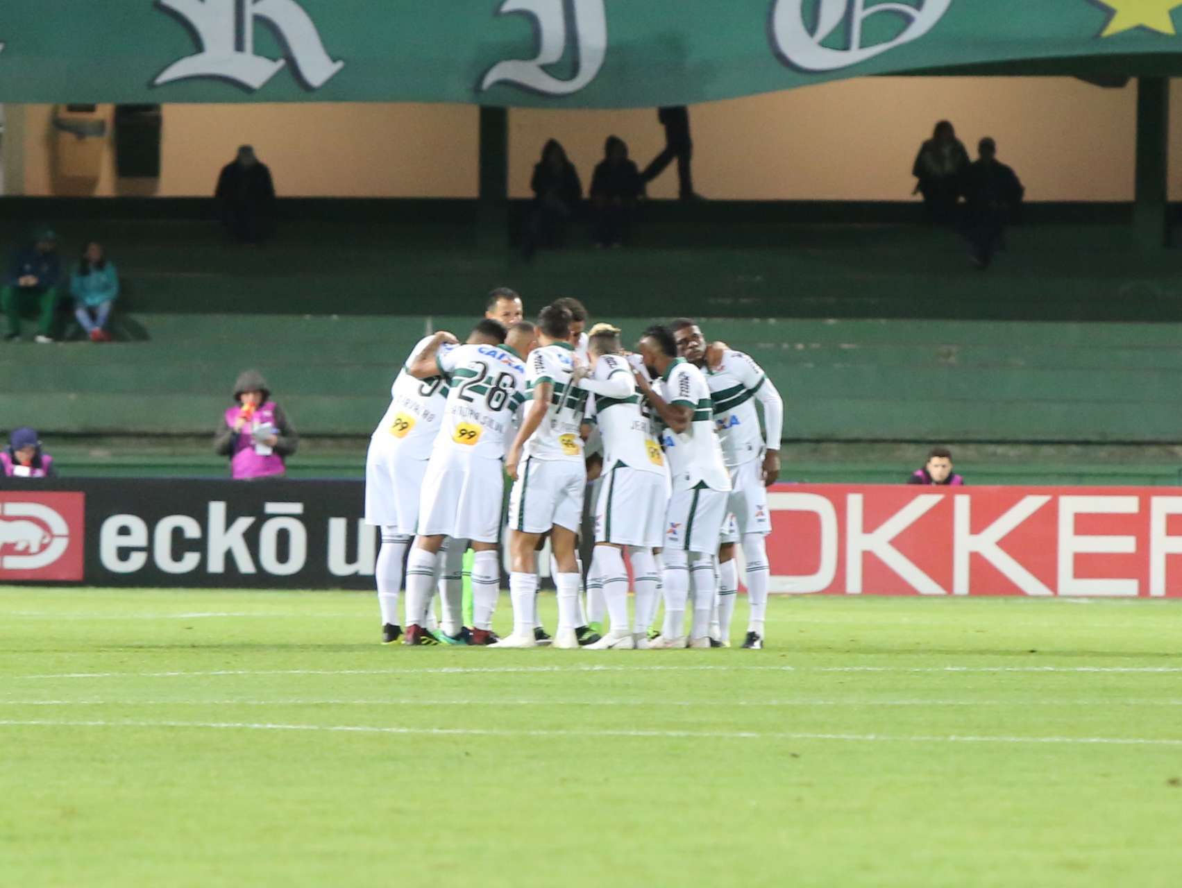 D� notas aos atletas