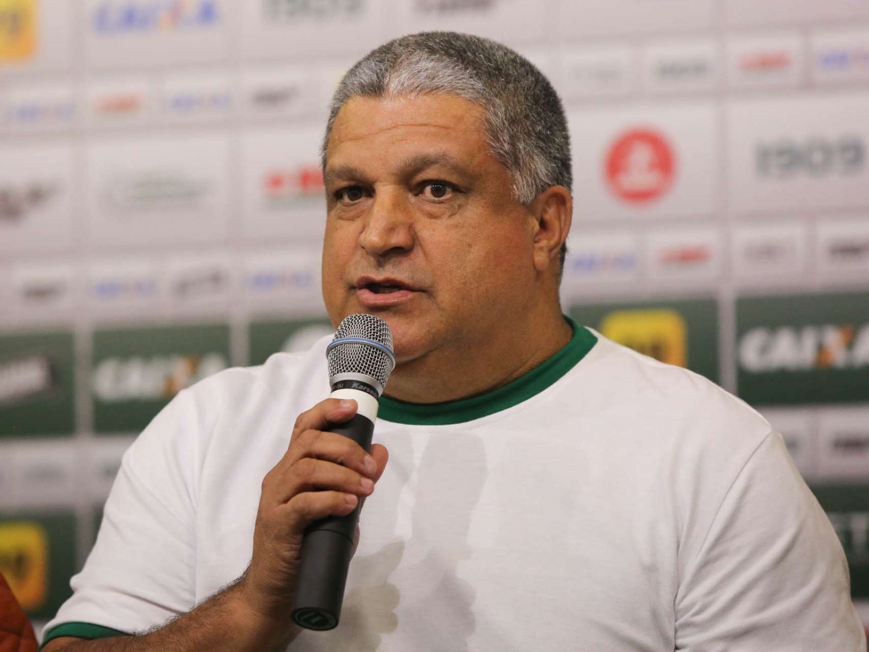 Coritiba homenageia Dida 