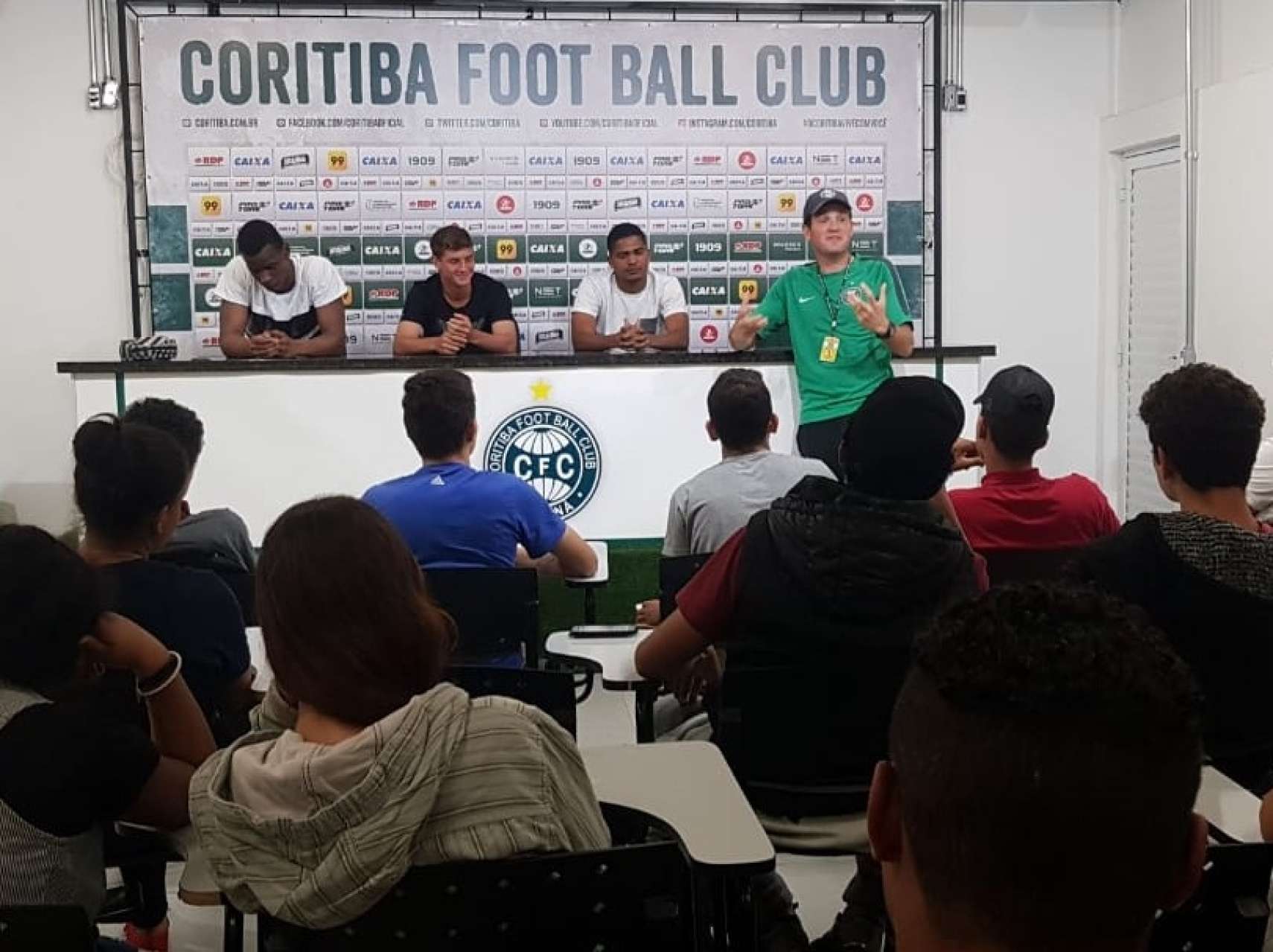 Jovens Promissores, do TJ-PR, visitam Couto Pereira