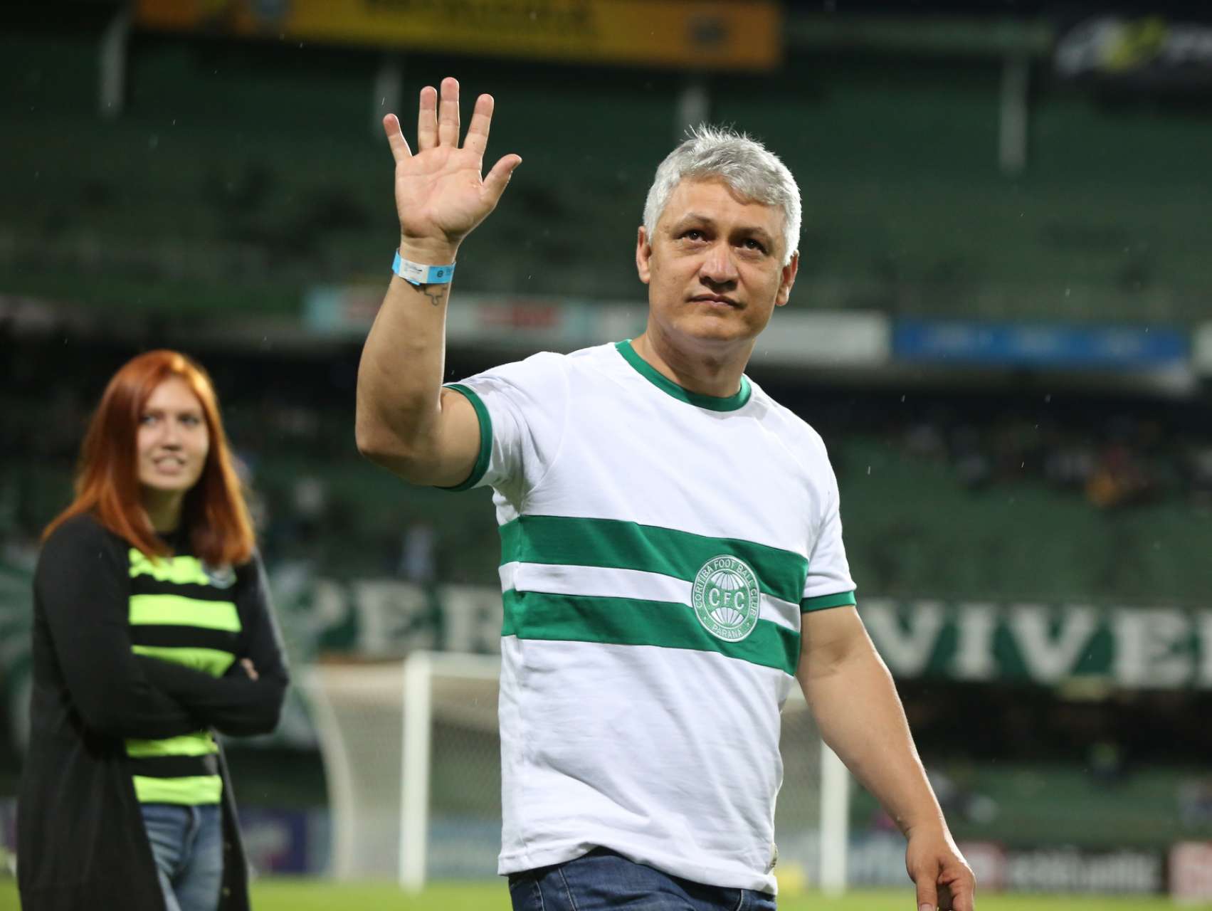 Coritiba homenageia M�rcio 