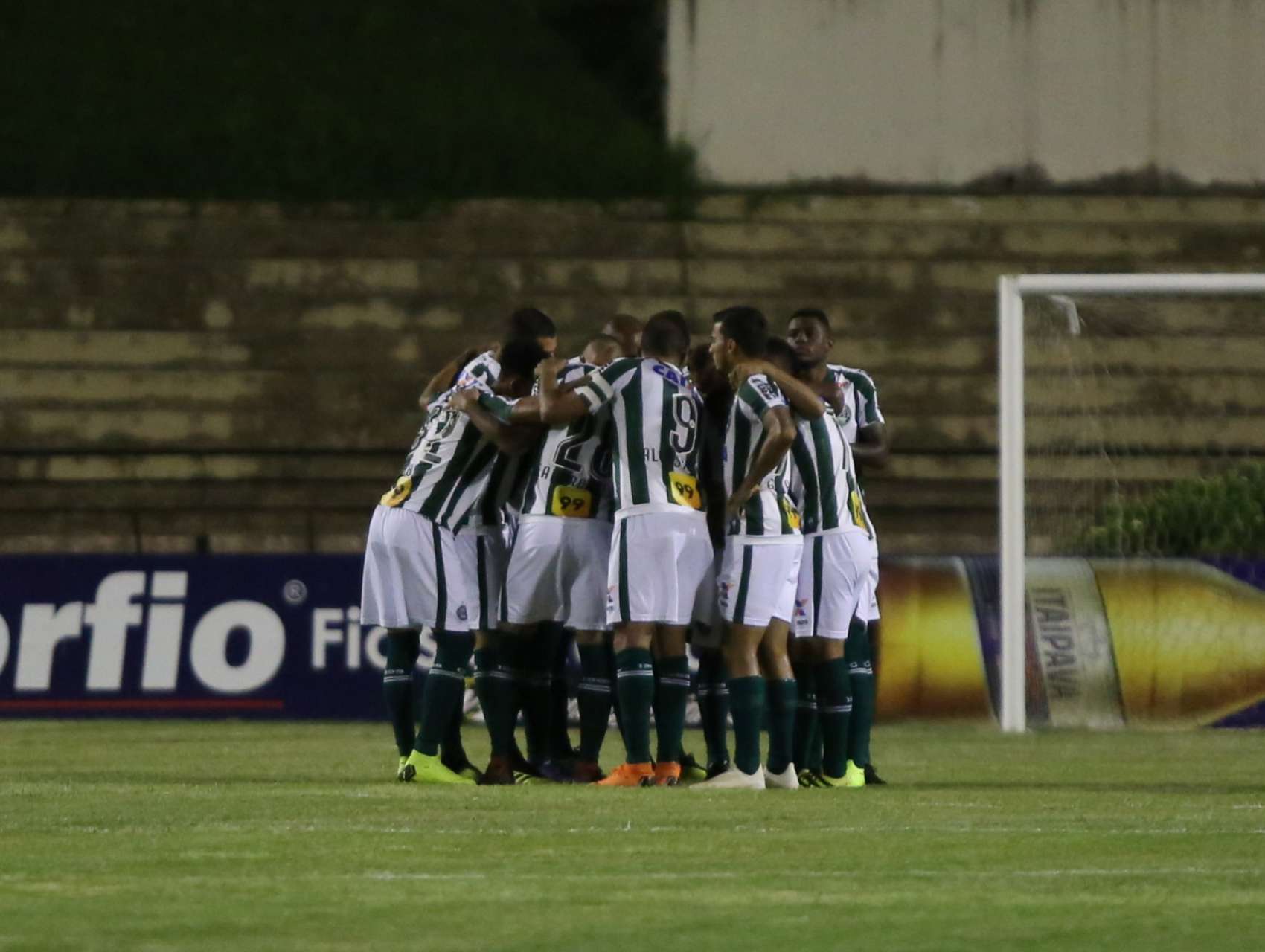 D� notas aos atletas