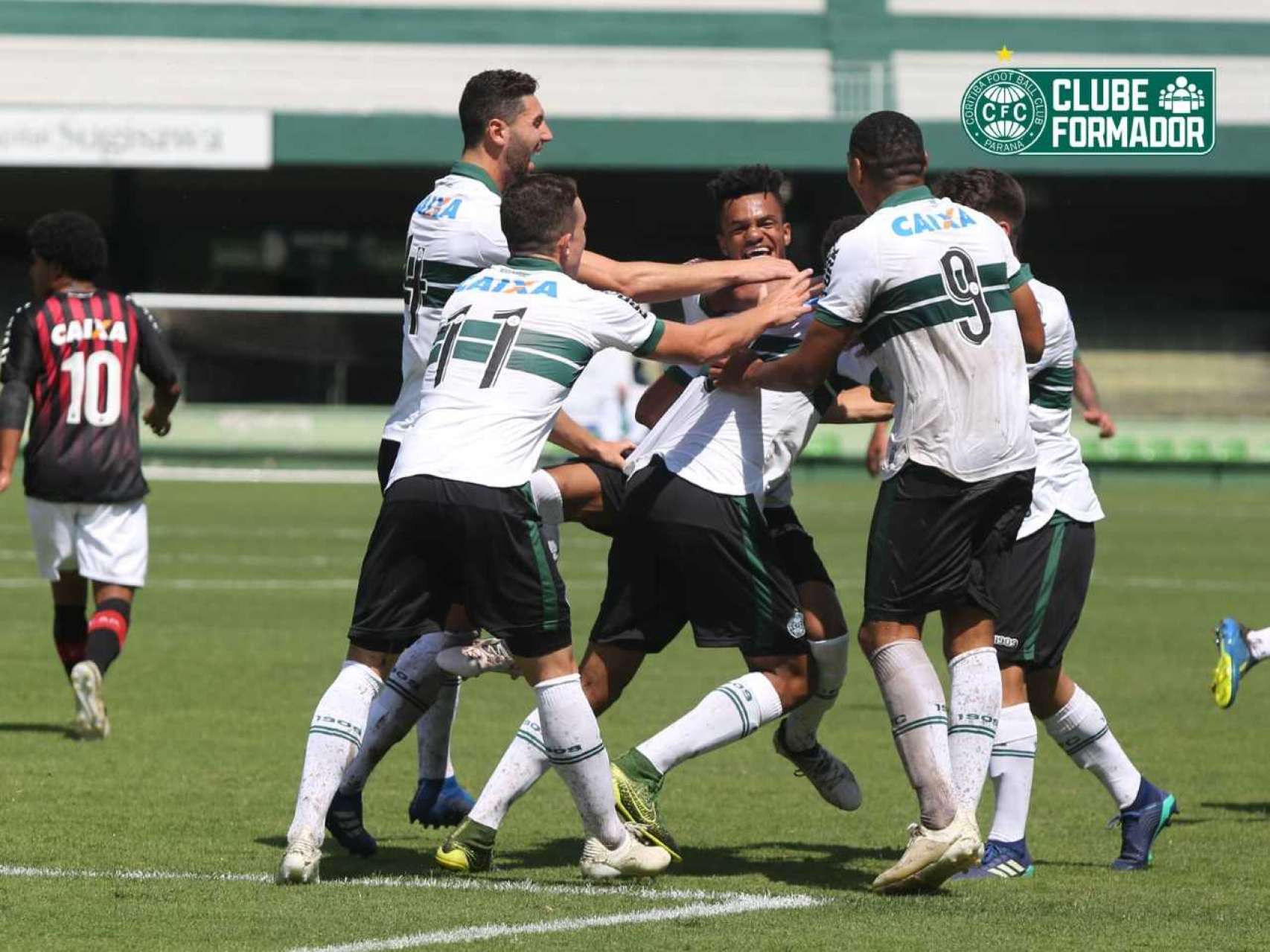 Coxa Sub-19 encara final do Paranaense neste s�bado