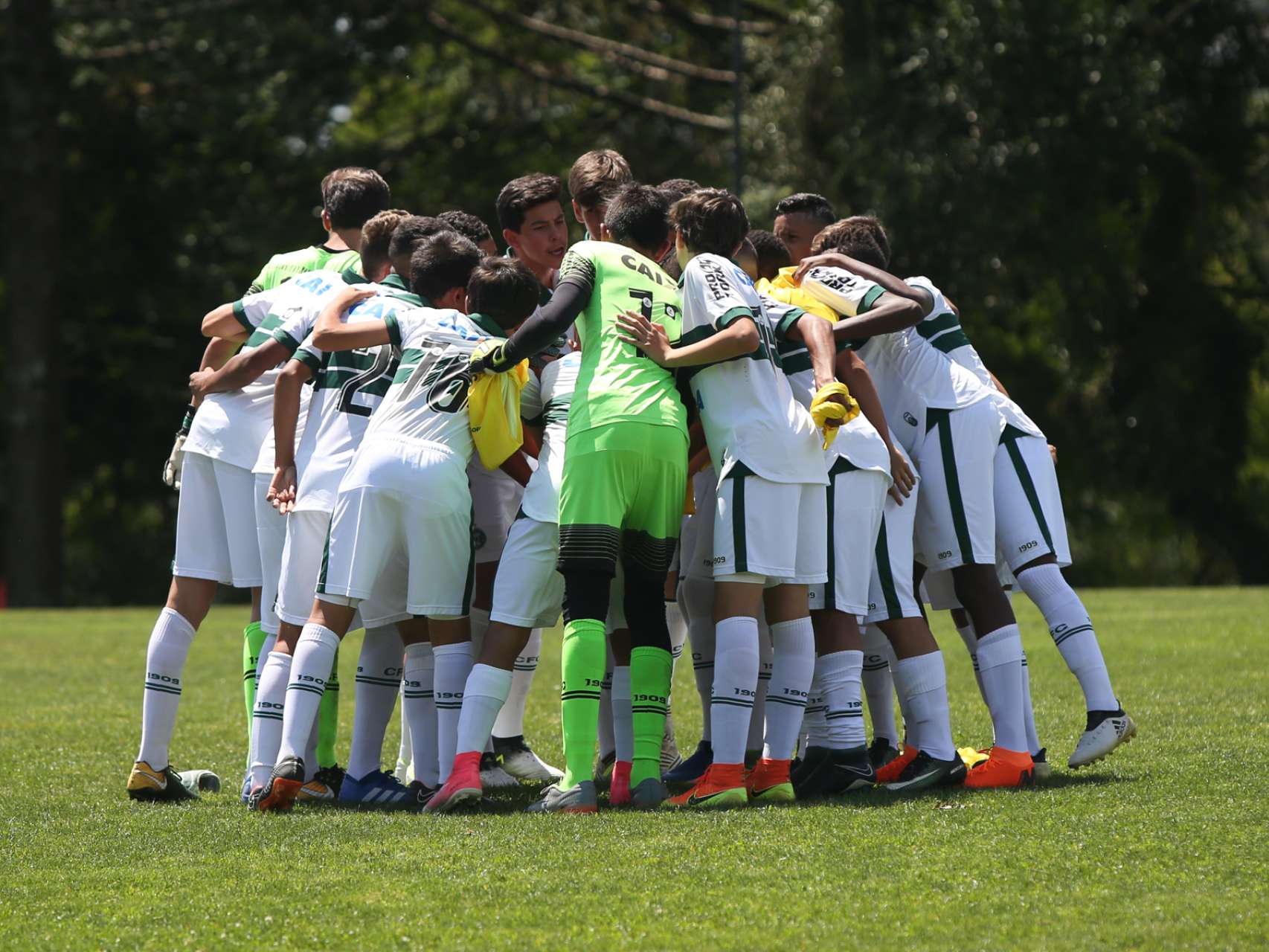 Coritiba est� na final da Copa RM Sub-14