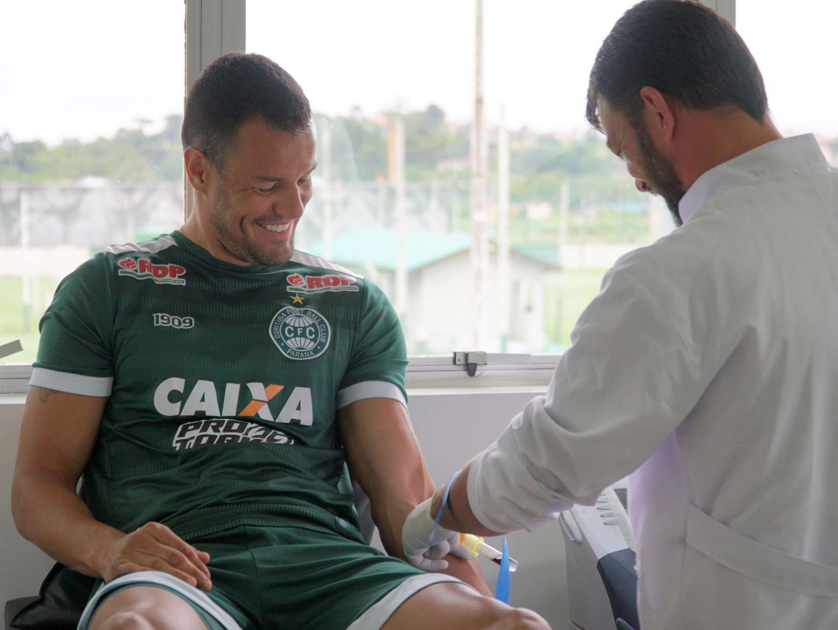 Exames de sangue abrem o dia no CT