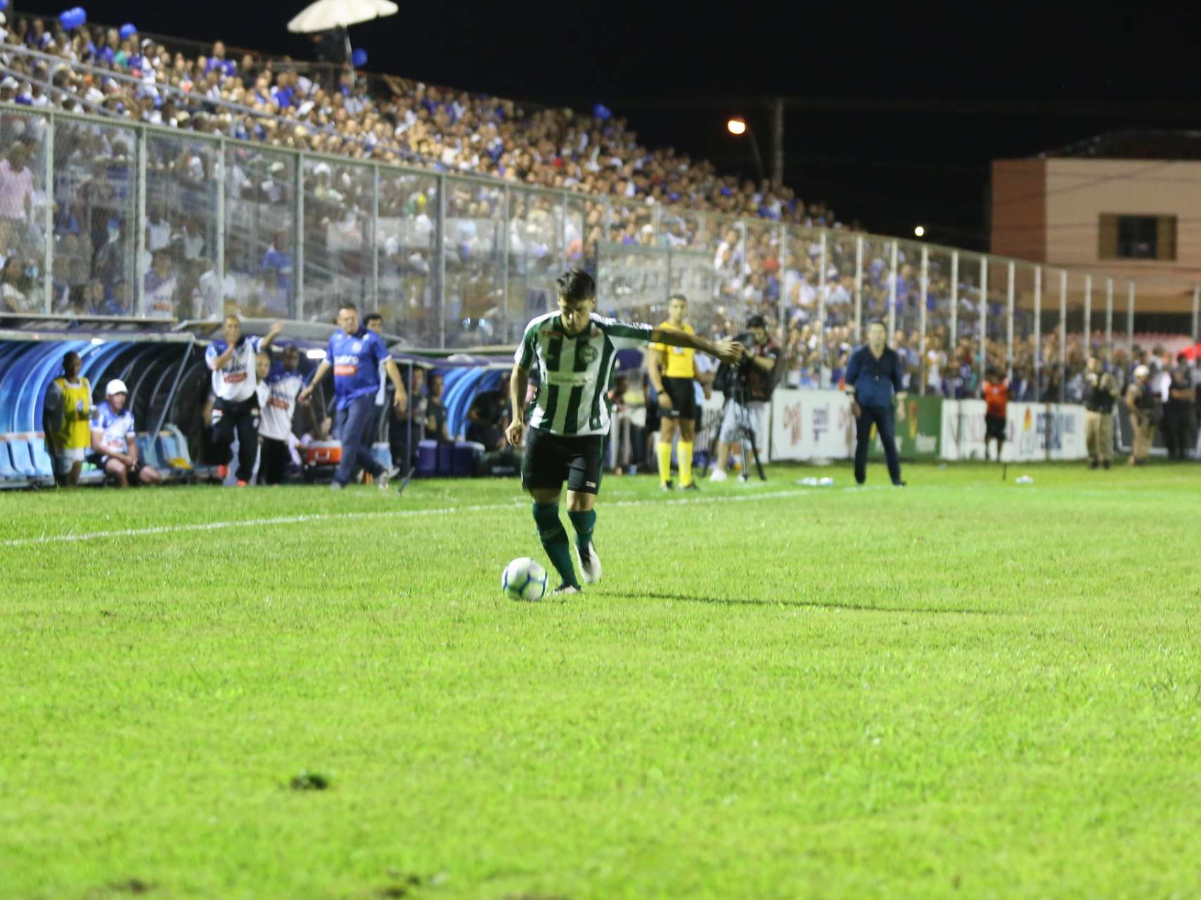 Estreia de Felipe Mattioni 