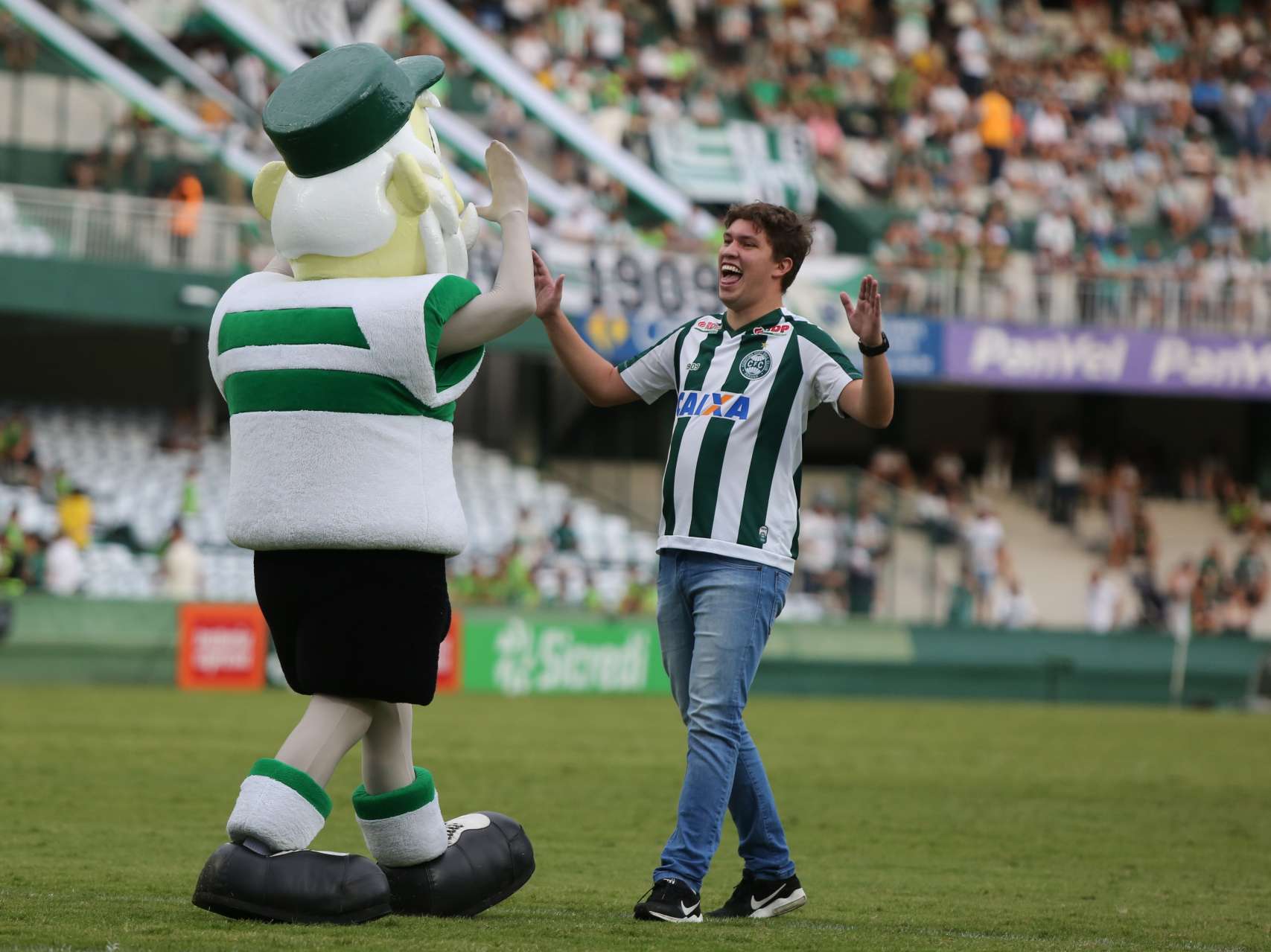 Promo��es para o pr�ximo jogo em casa 