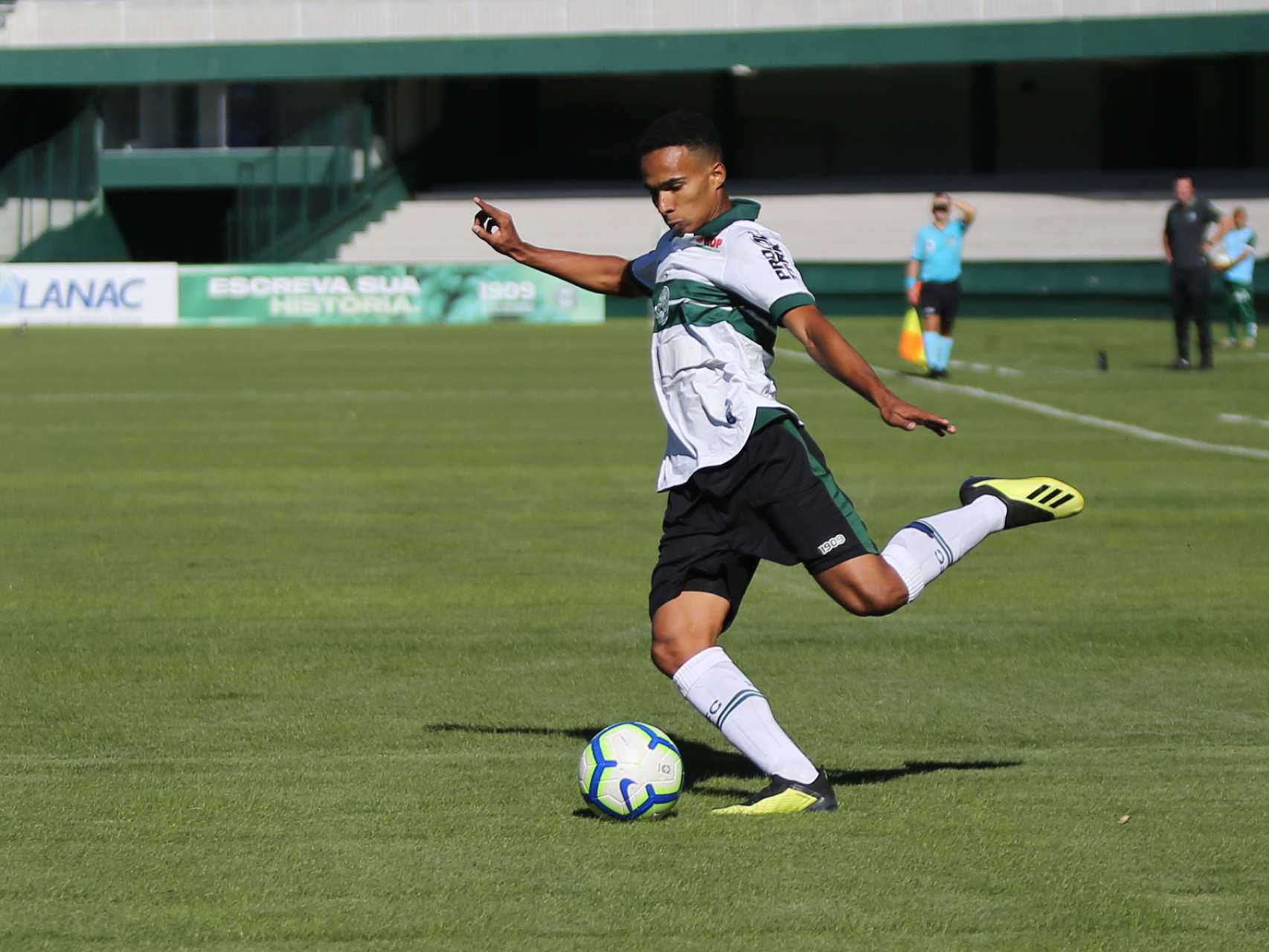 Ingressos para o jogo do Sub-17