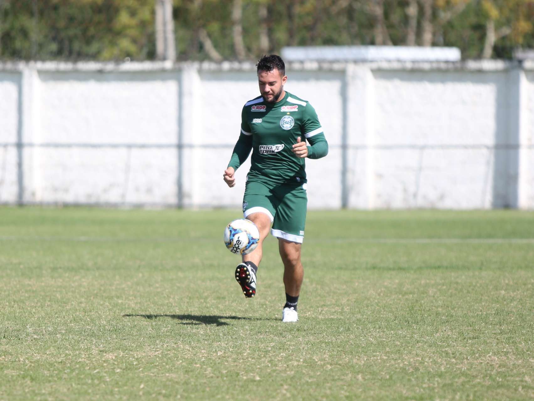 Domingo de trabalho no CT