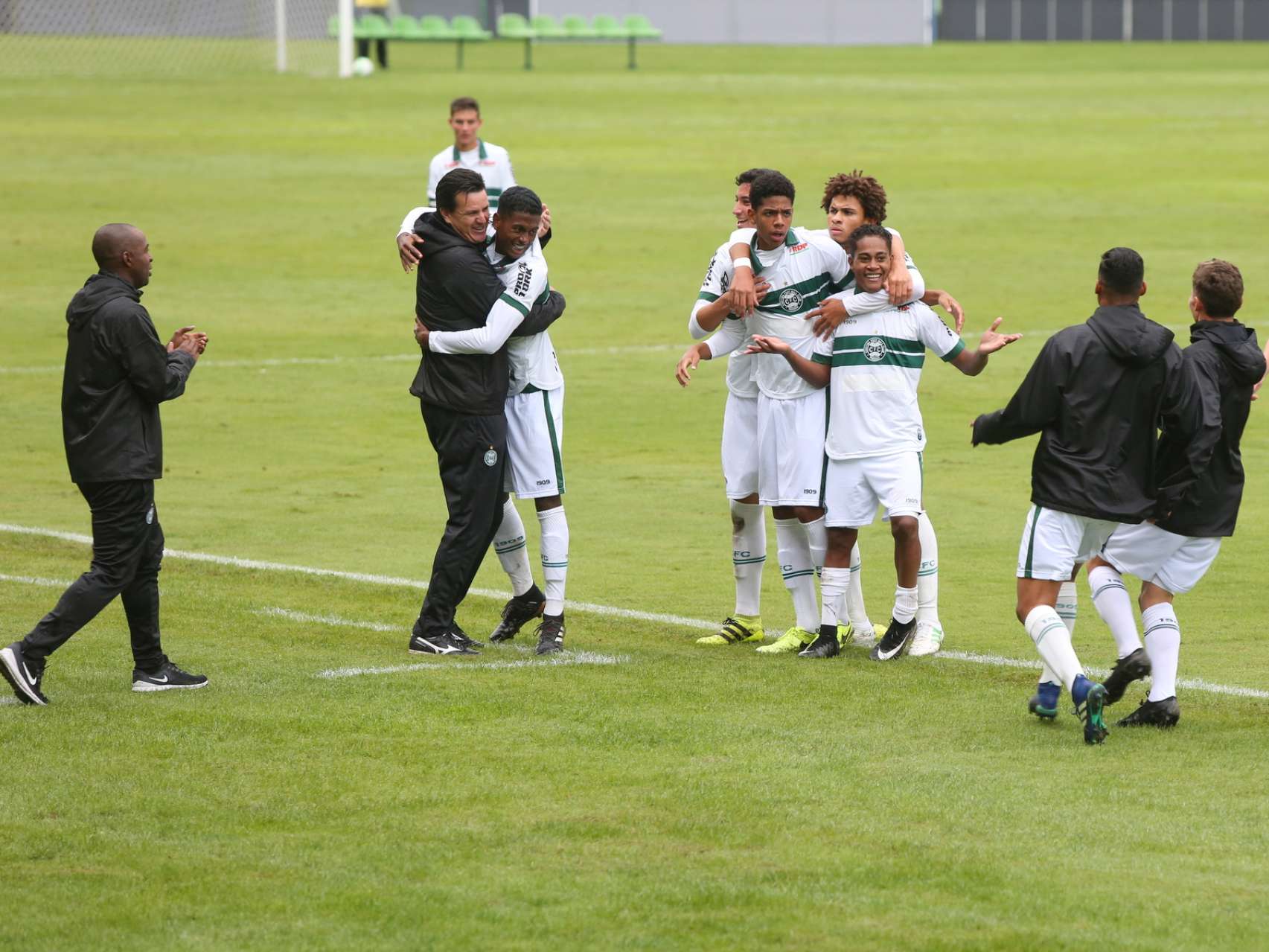 Vit�ria do Sub-17