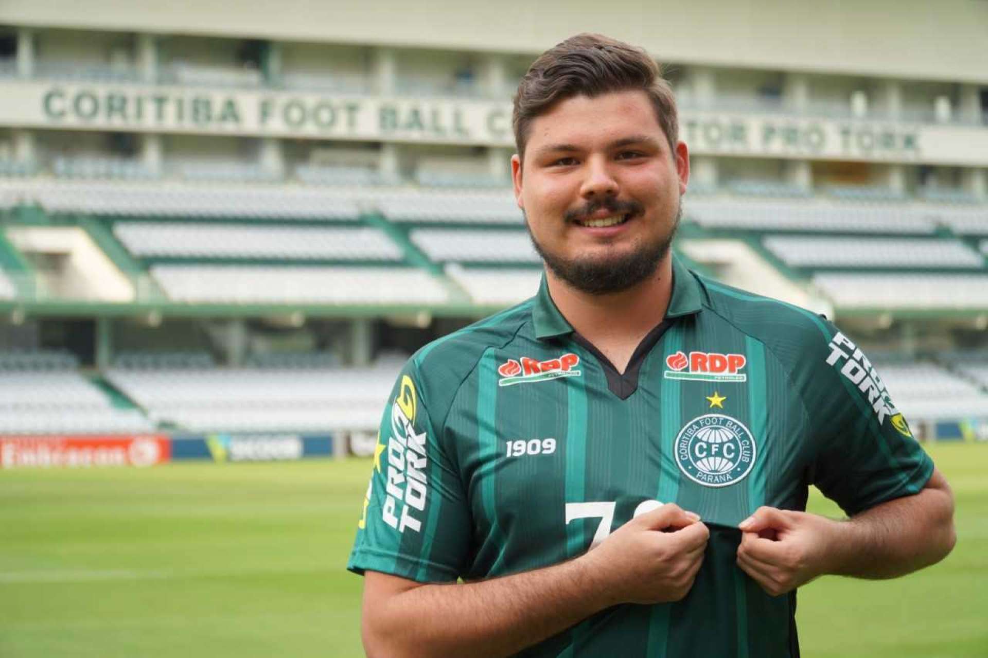 Alem�o e coxa-branca de cora��o