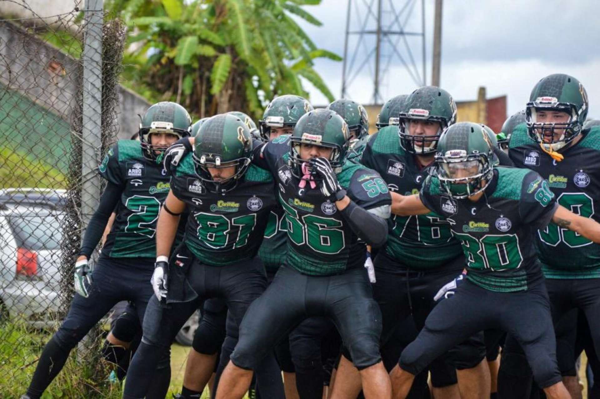 Crocodiles est� na semifinal do Paranaense 