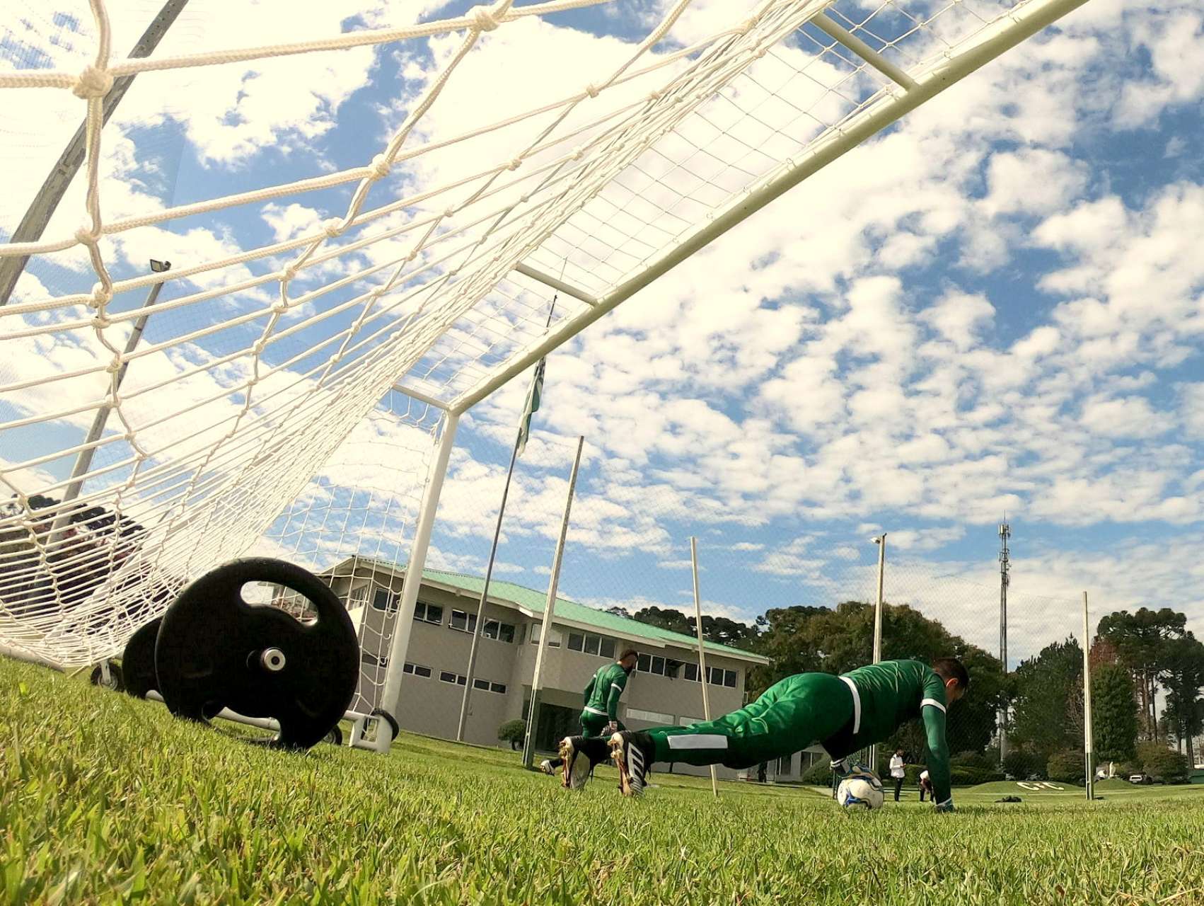 Imagens da reapresenta��o alviverde