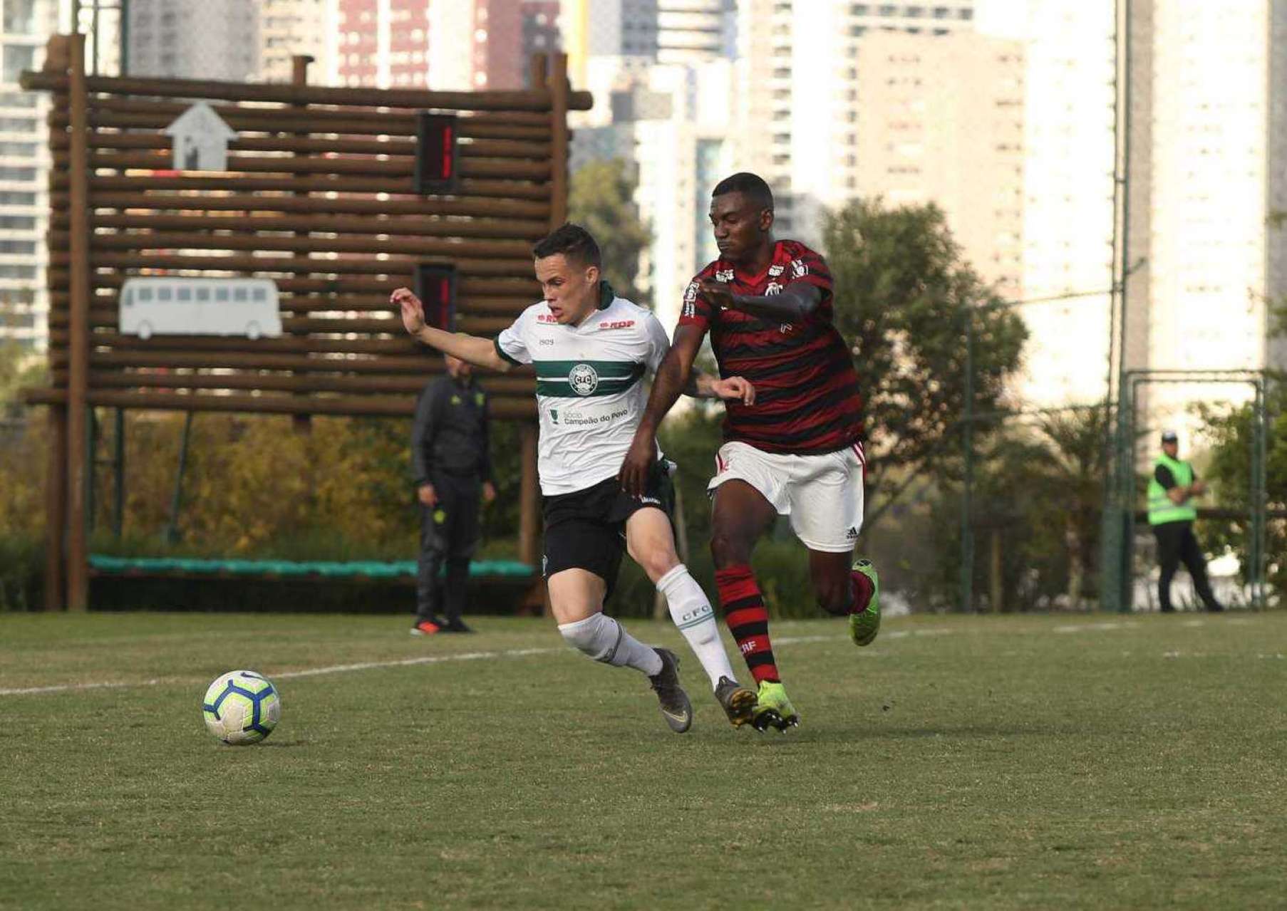 Coxa estreia no Brasileiro Sub-20