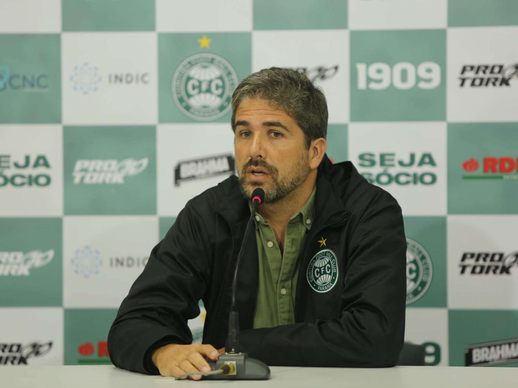 Entrevista do diretor de futebol Rodrigo Pastana