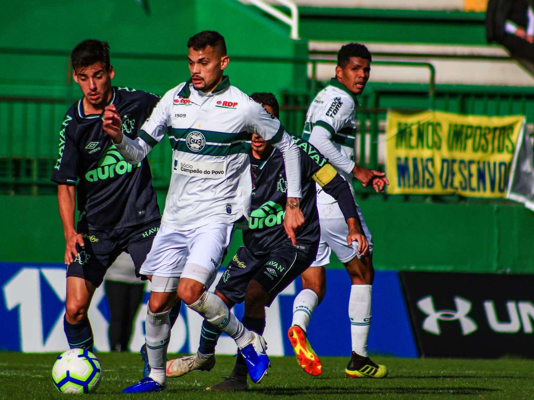  Rev�s no Brasileiro Sub-20