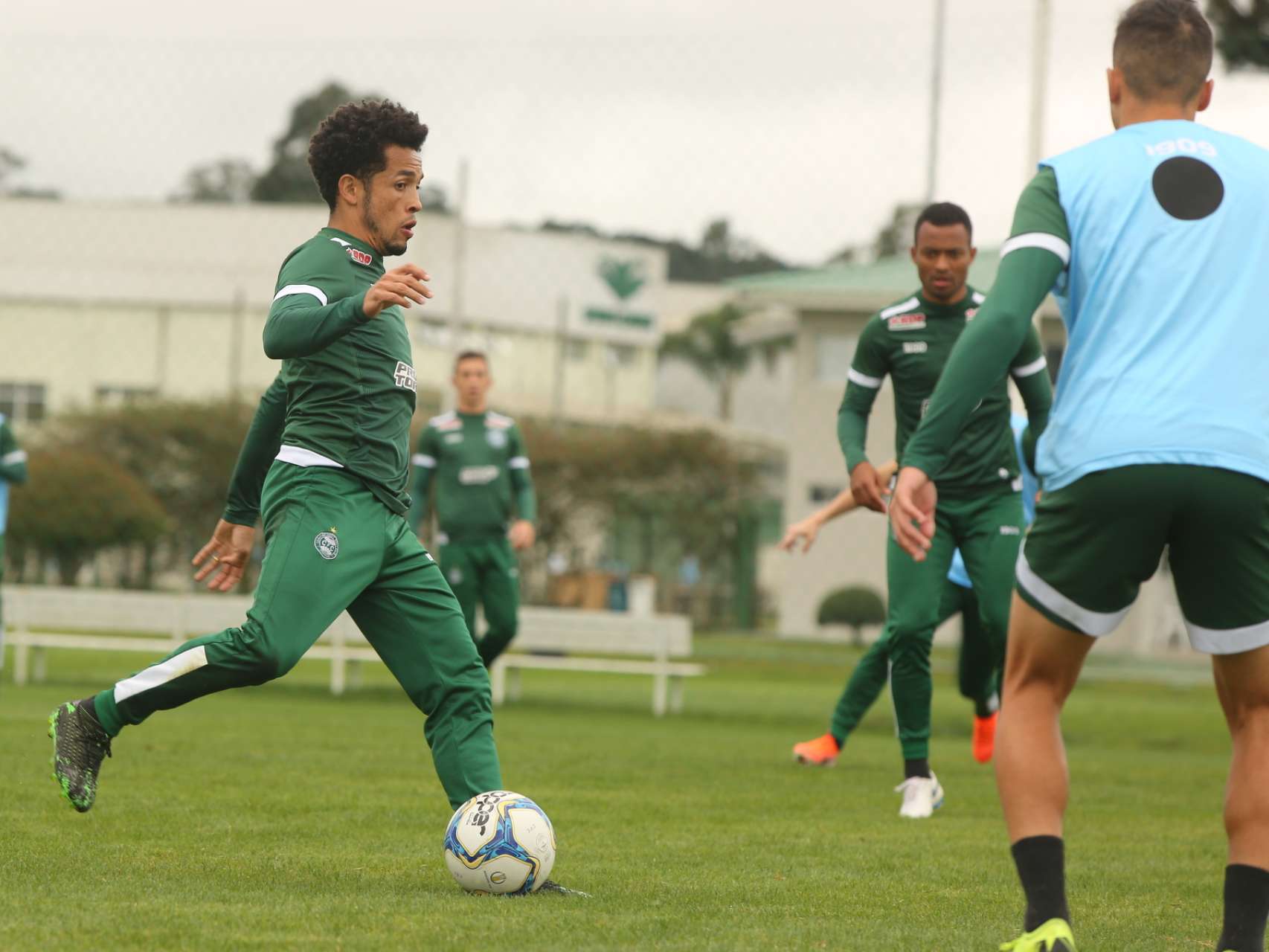 Treino em dois per�odos