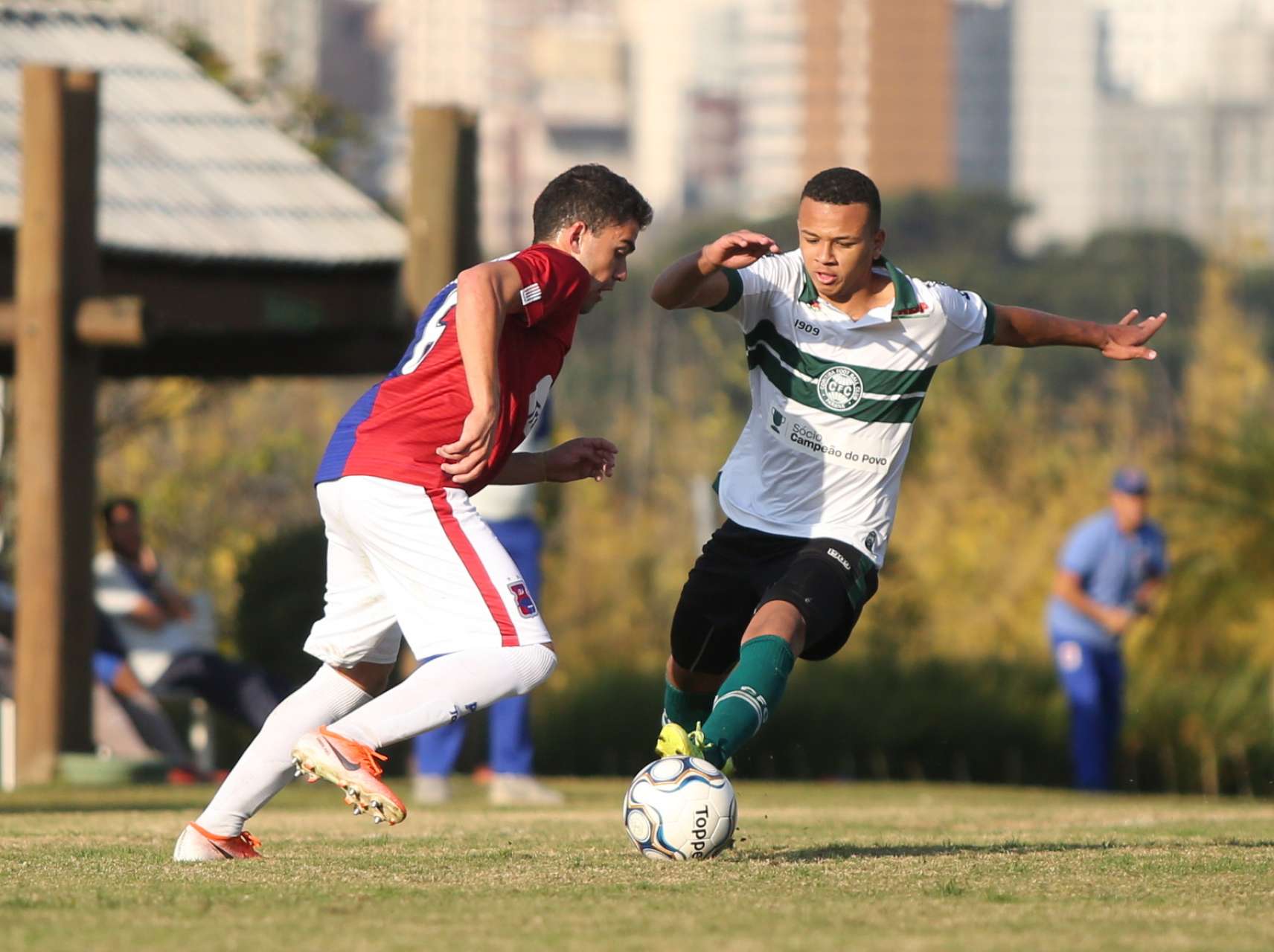 Coxa vence Para-Tiba sub-19